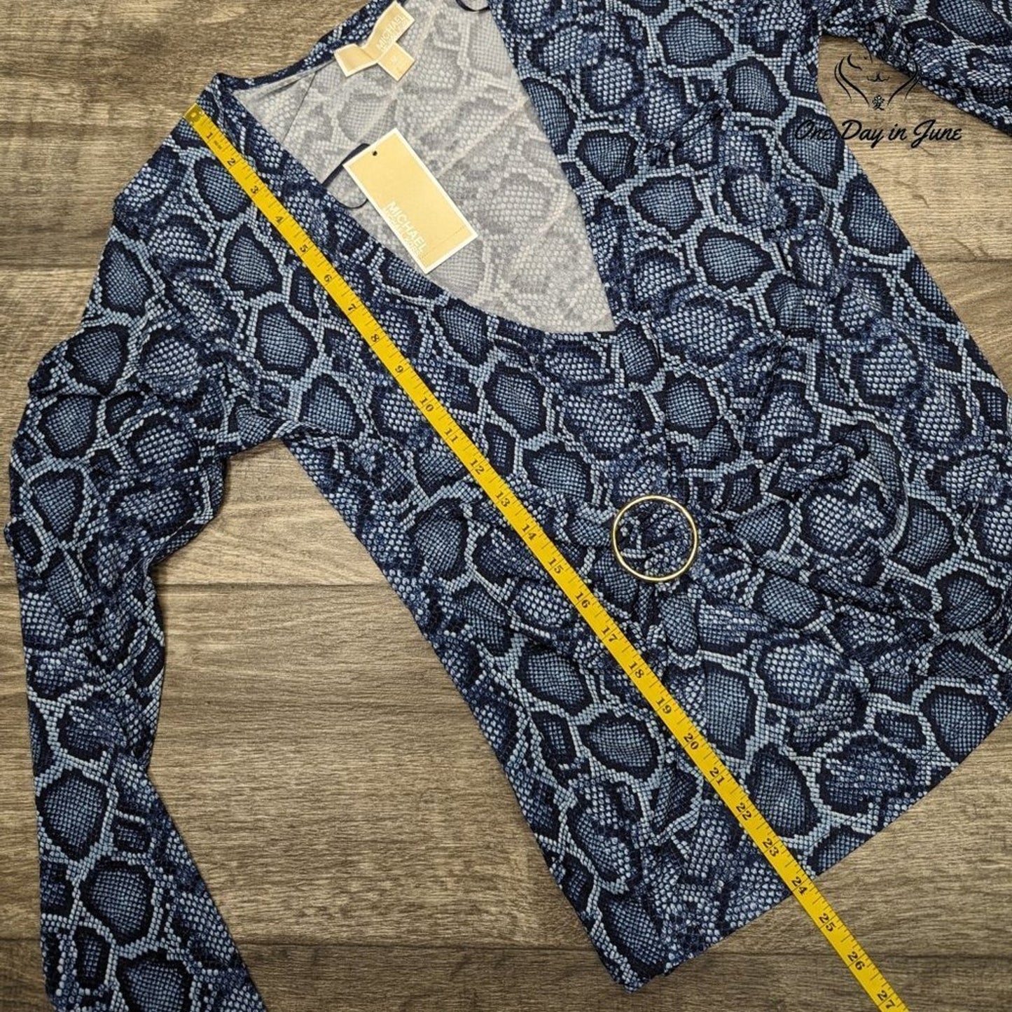 Michael Kors Long Sleeve Snake Print Top Size M