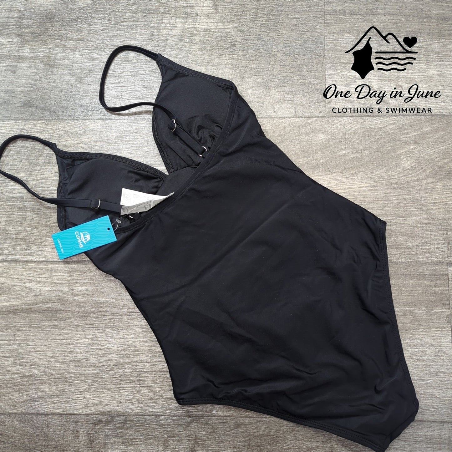 Cupshe V Neck Tummy Control One Piece Swimsuit Size S