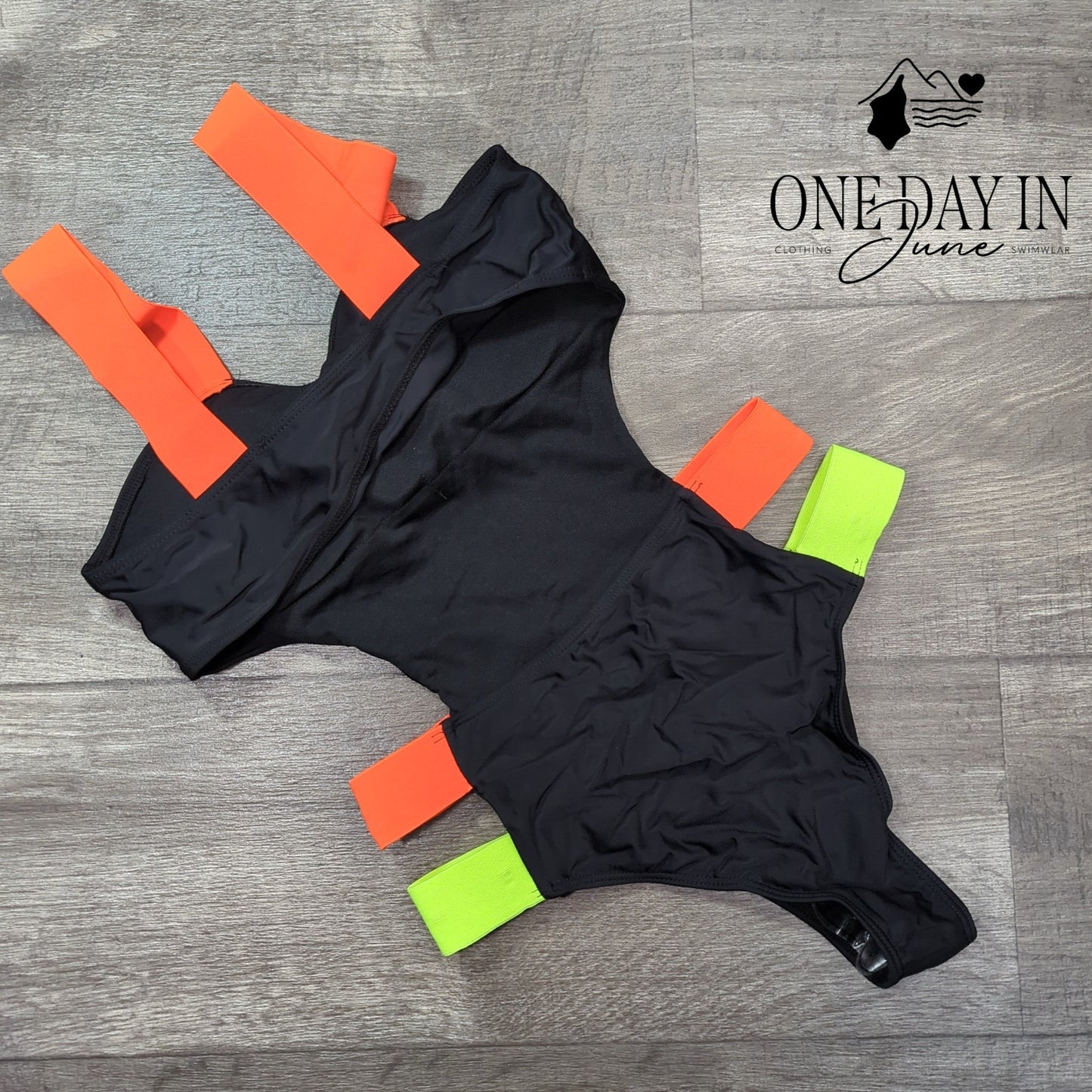 Aleumdr Wide Strap Cut Out Cheeky One Piece Size M