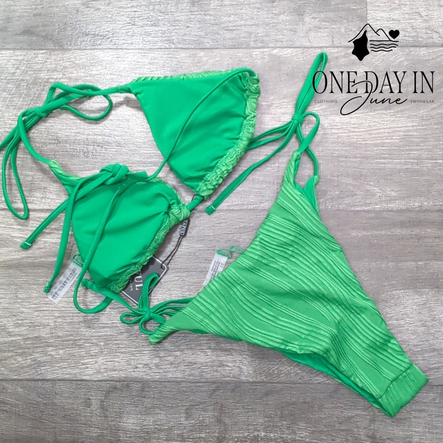 Zaful Textured Triangle Bikini Swimsuit Size L
