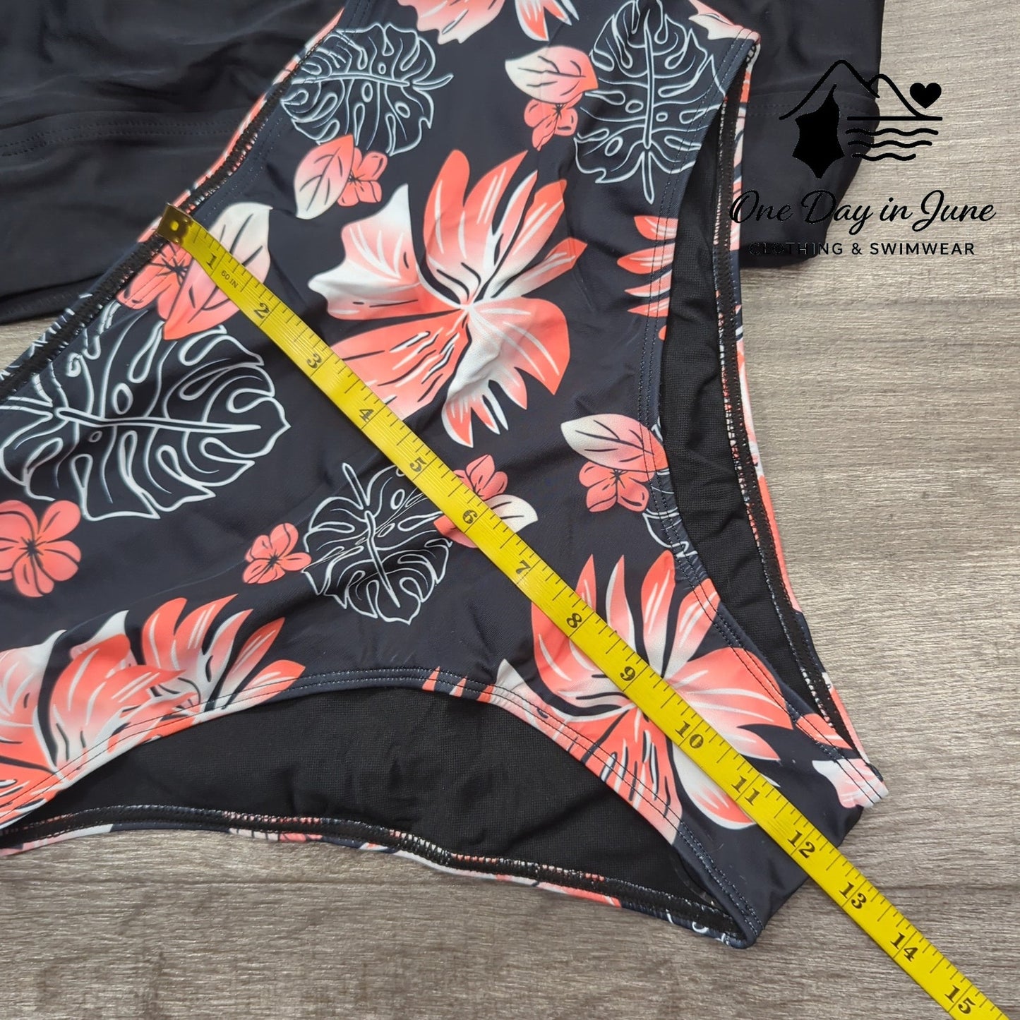 Charmleaks High Neck High Waist Crop Bikini Swimsuit Size M