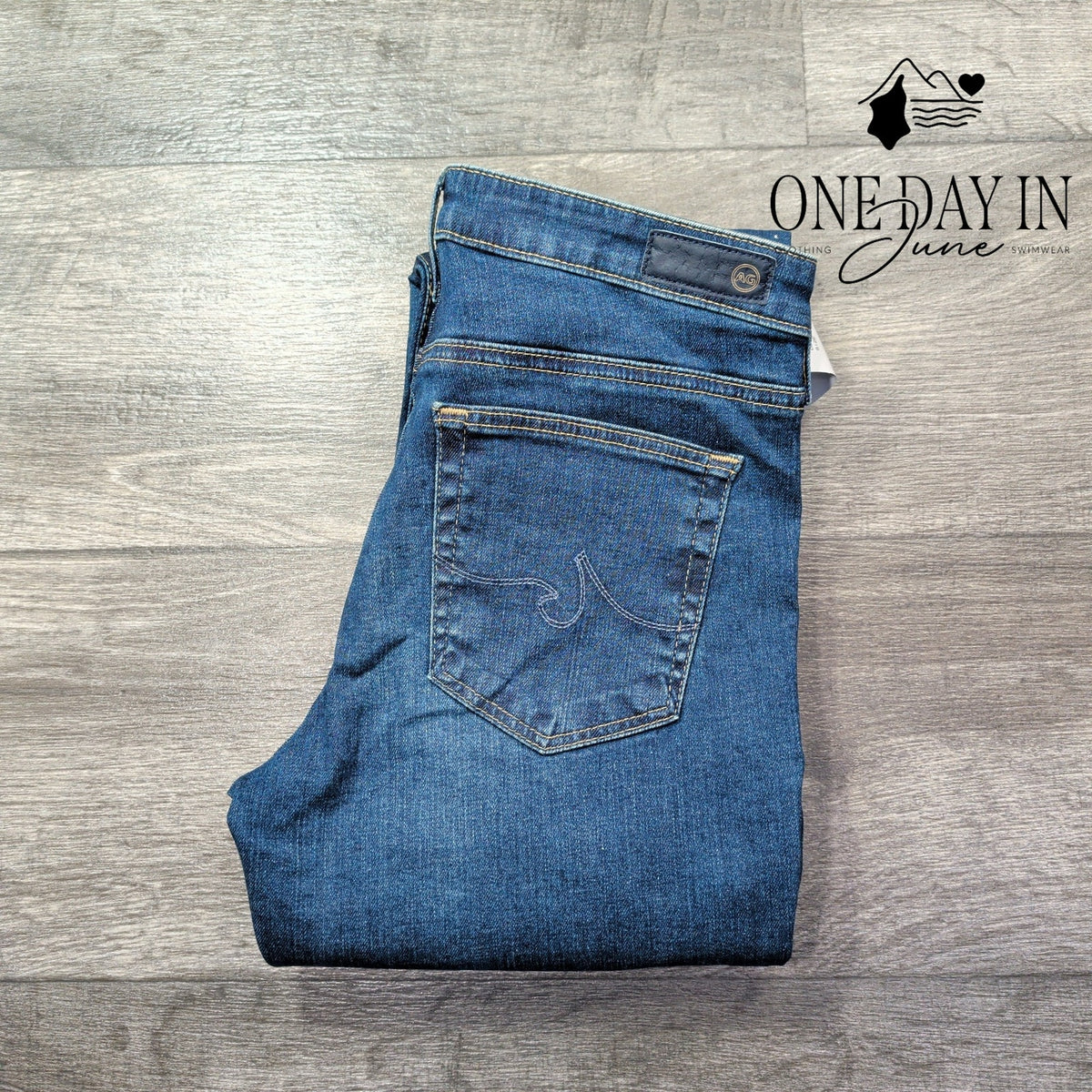 AG Adriano Goldschmied The Prima Mid Rise Cigarette Jeans Blue NWT $215 Size 4