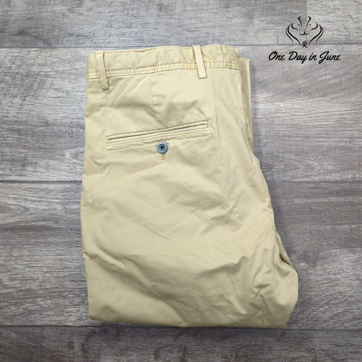 MNG Mango Mens Slim Fit Chino Pants Beige Khaki NWT Size 32
