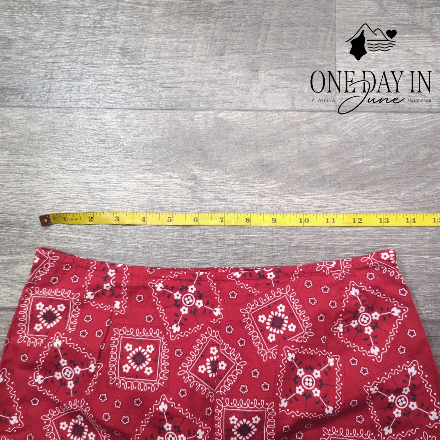 Sonoma Mini Skirt Size 6