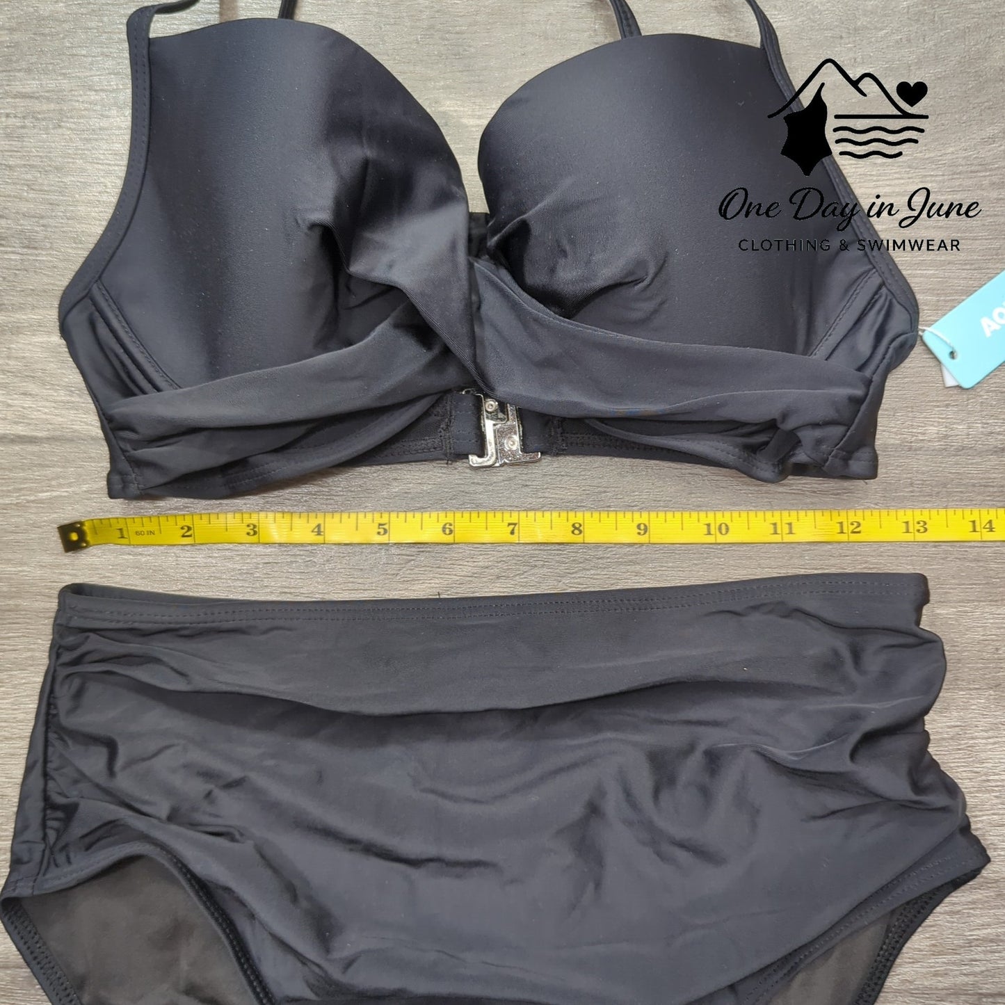 Aqua Eve Molded Cup Cross Front Bikini Swimsuit Size M