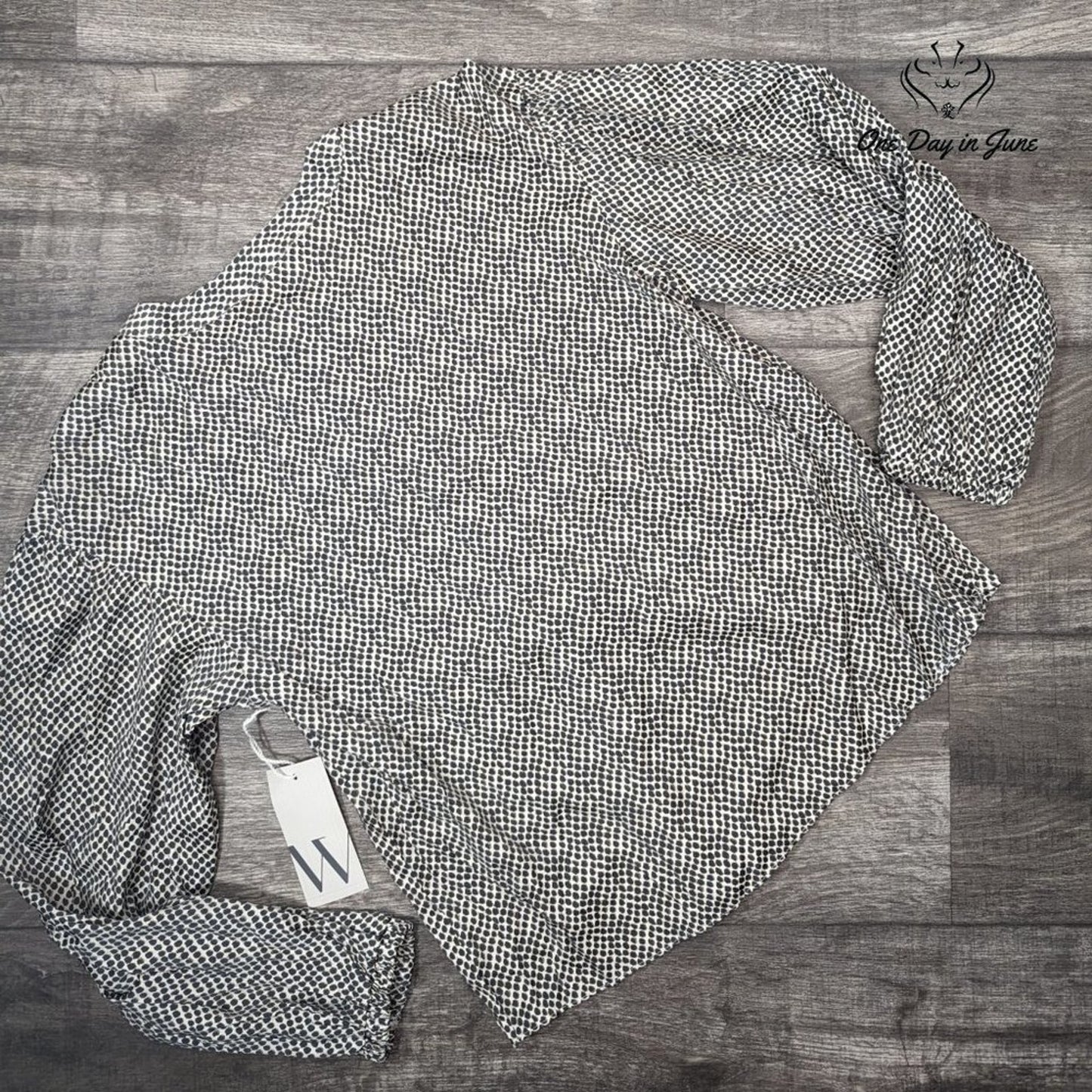 Worthington Long Sleeve V Neck Top Size XS