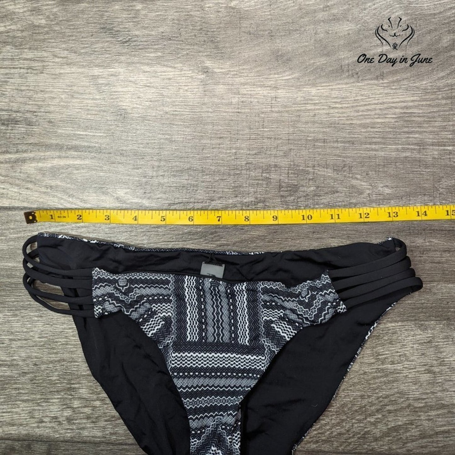 TiniBikini Strappy Side Bikini Bottom Size M