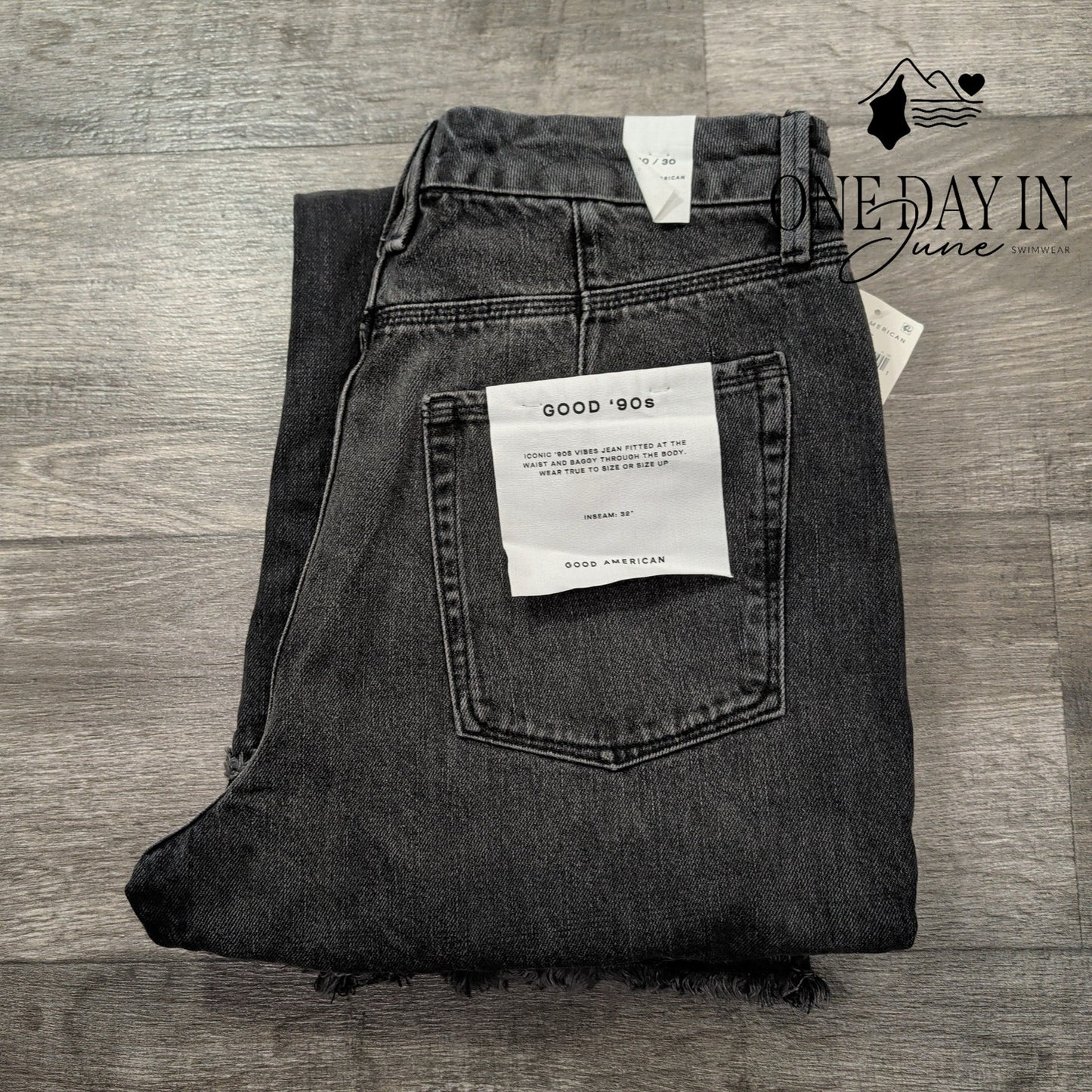 Good American Good 90s Baggy Jeans Black NWT Raw Seam $175 Size 10 (30)
