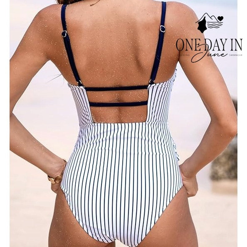 Cupshe Tummy Control One Piece Swimsuit Size M