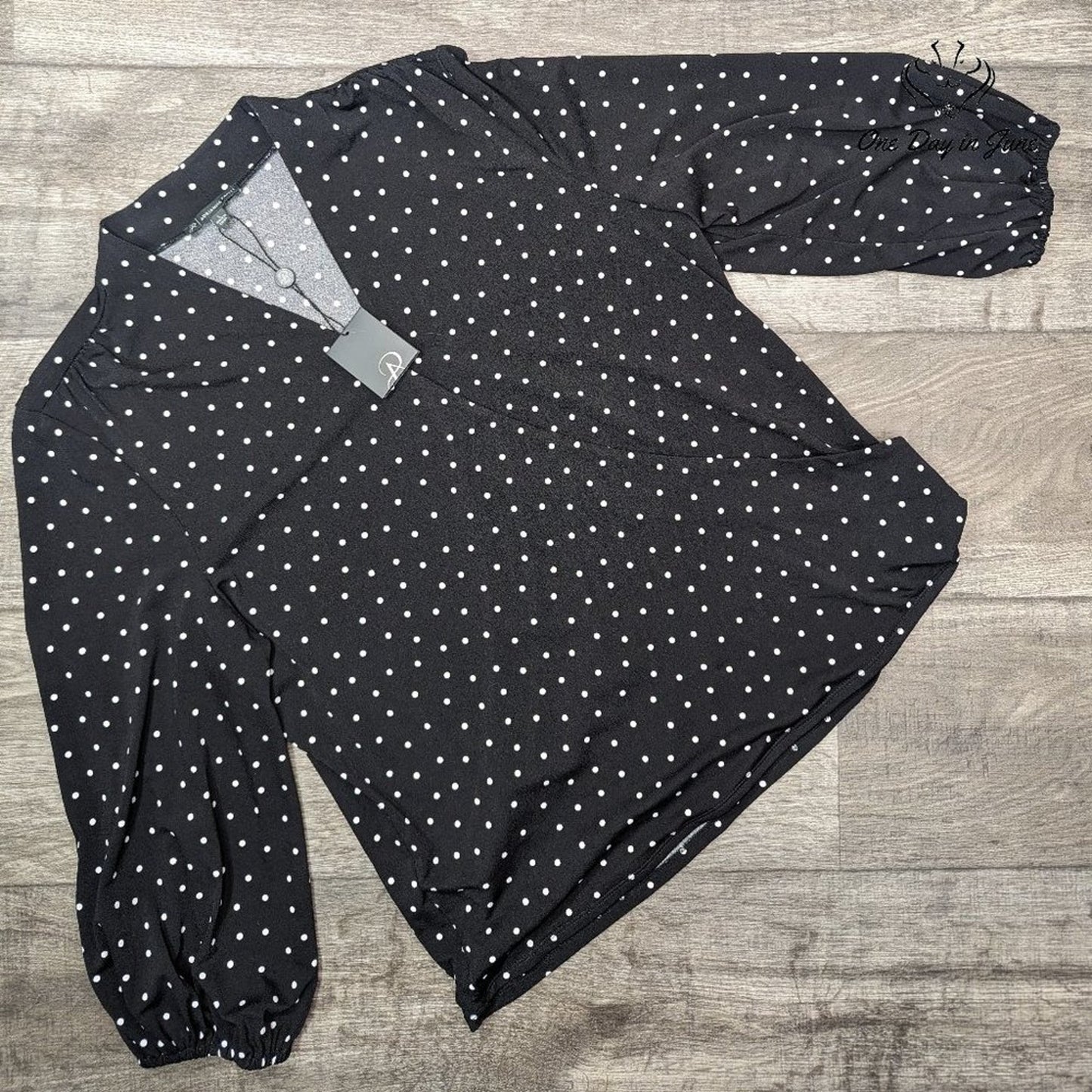 Adrianna Papell Long Sleeve Polk-a-dot Blouse Size L