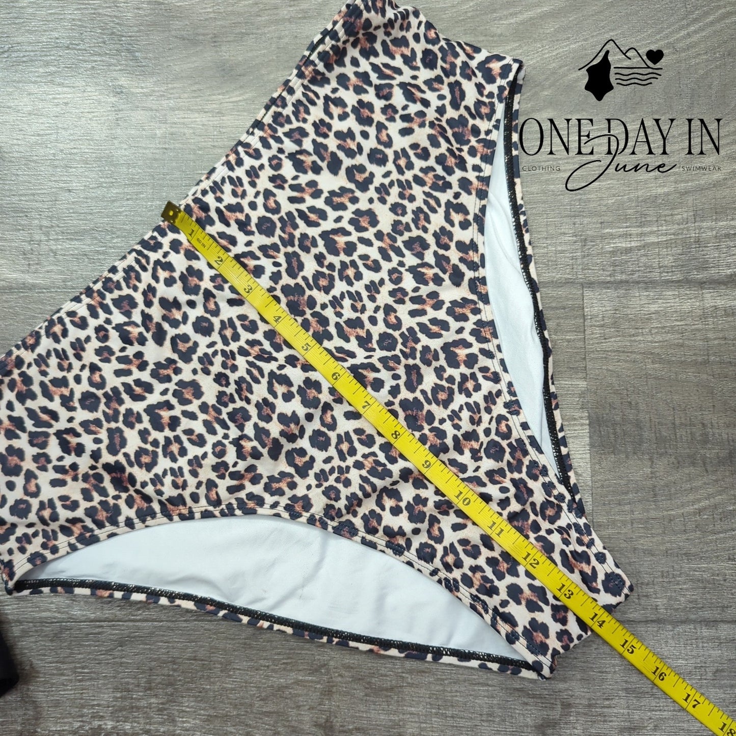 Zaful Twist Front Leopard Print Tankini Swimsuit Size 2XL