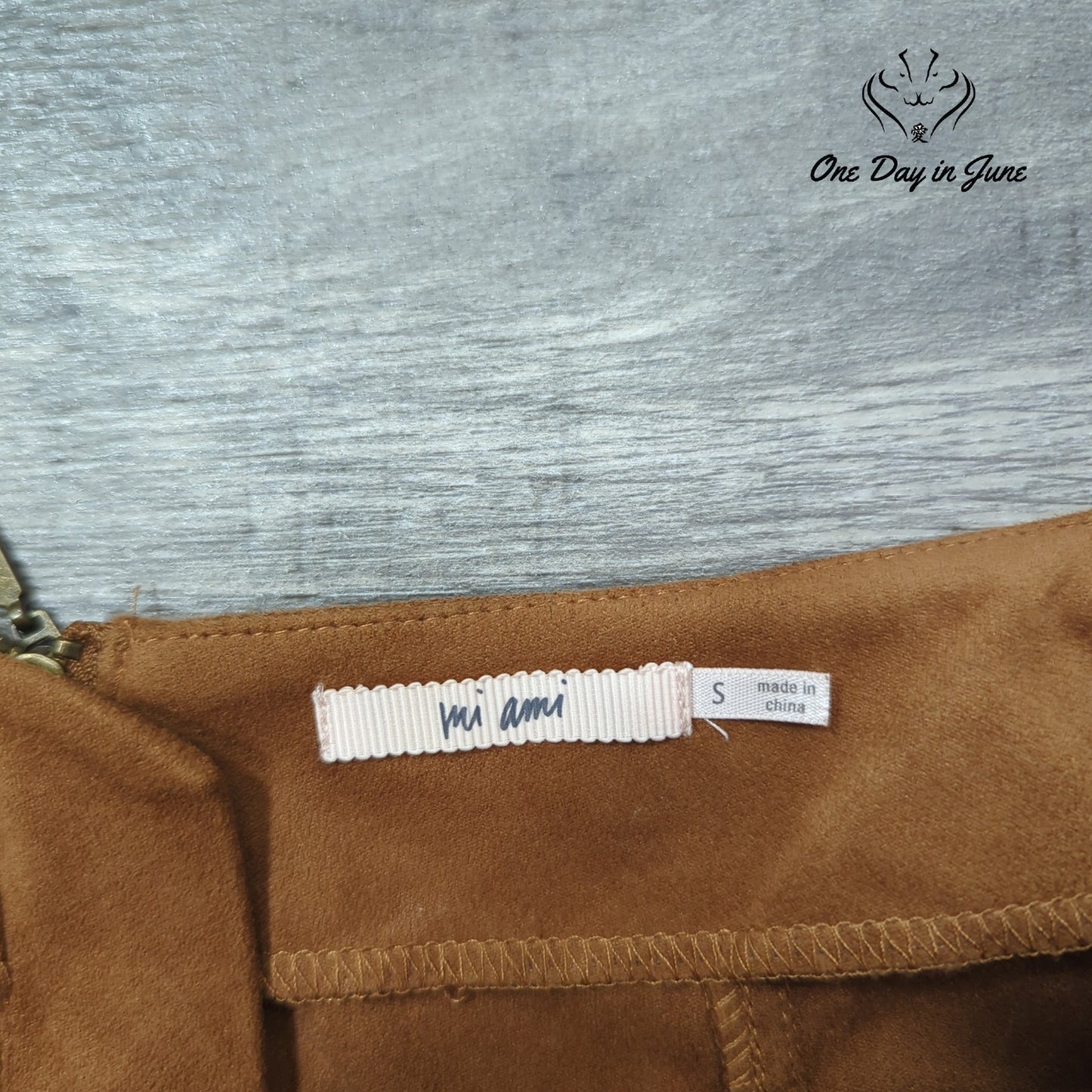 Mi Ami Faux Suede Mini Skirt Size S