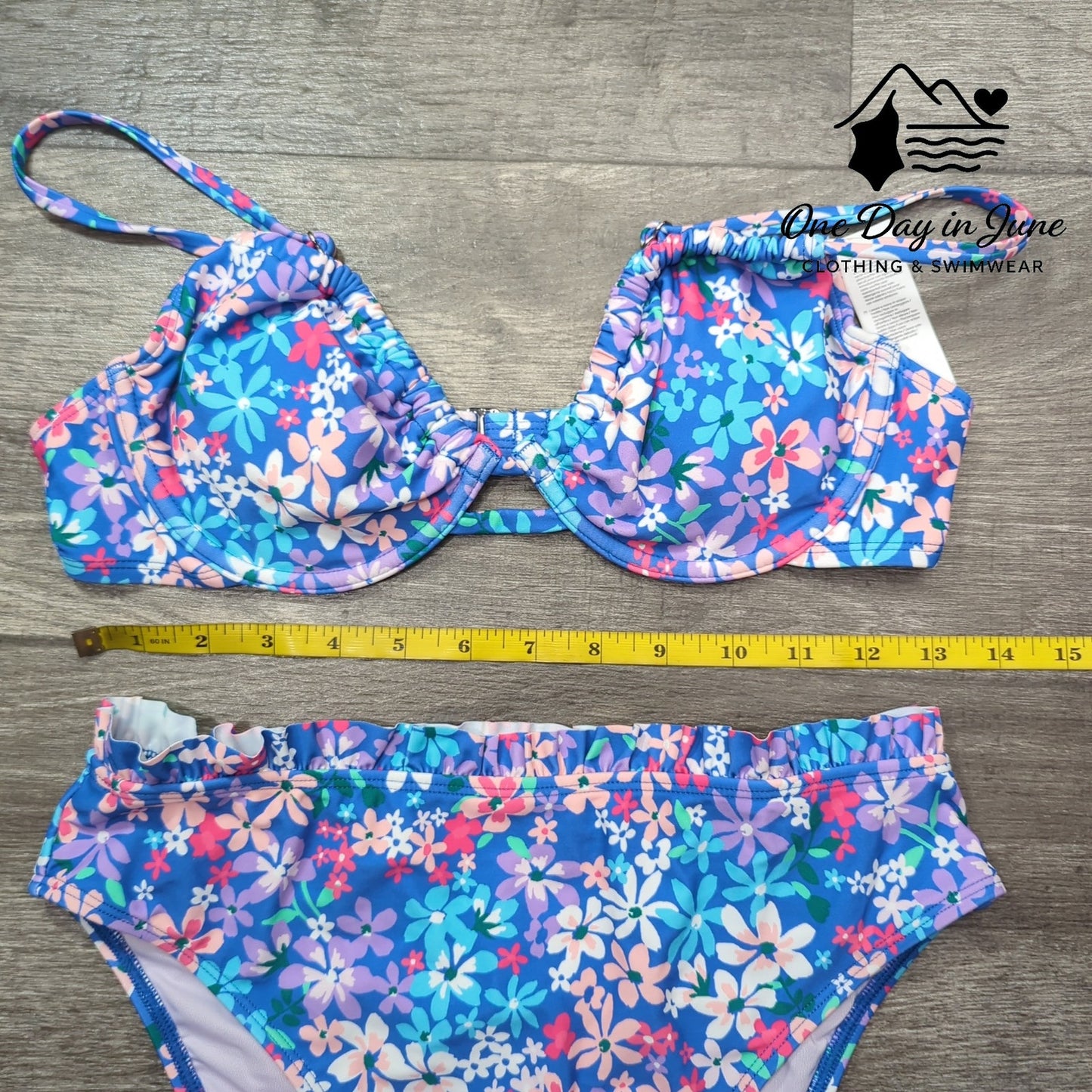 Cupshe High Waist Underwire Bikini Swimsuit Size M