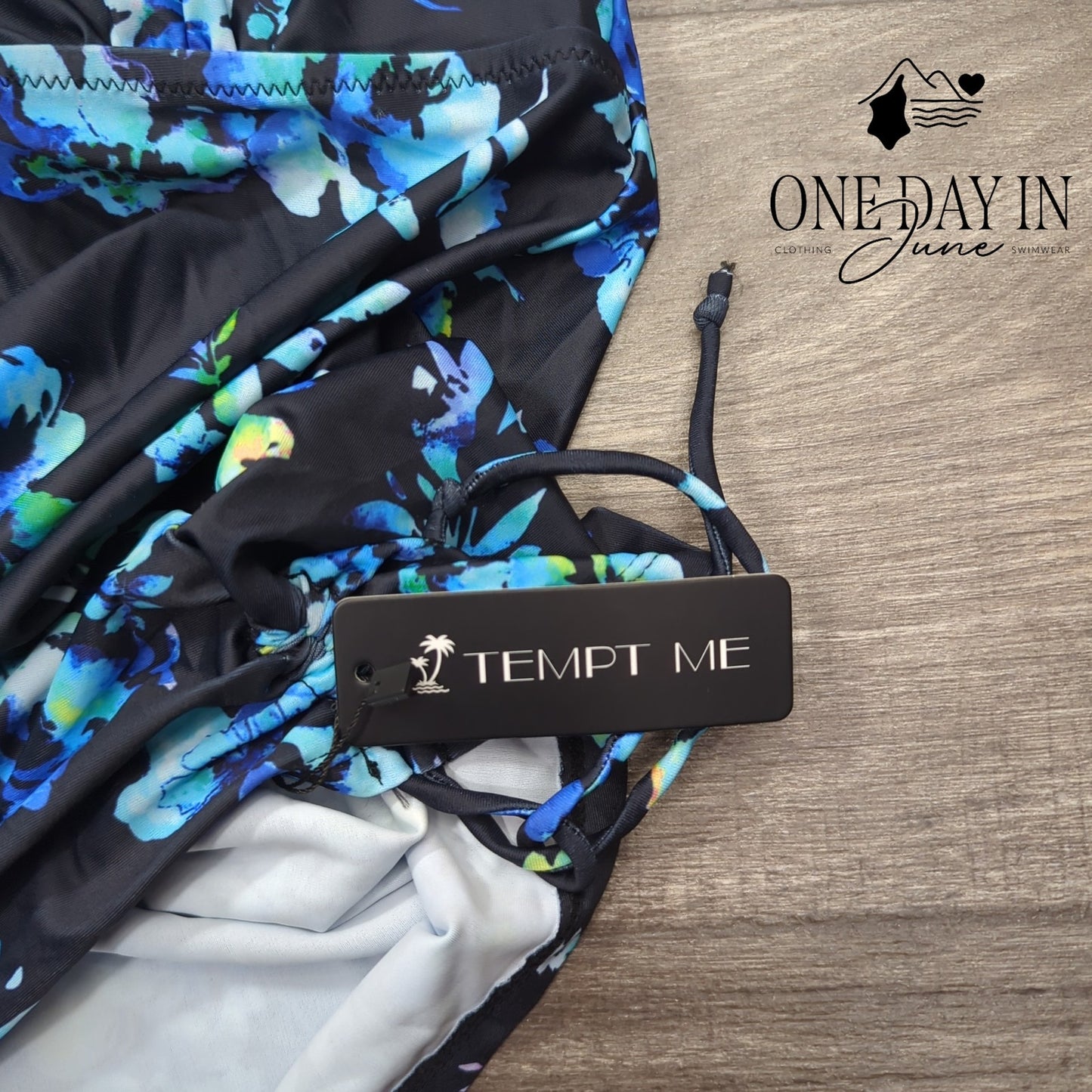 Tempt Me Strappy Back Boy Short Tankini Swimsuit Size L