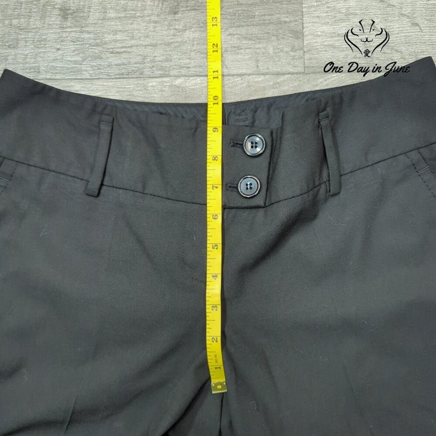 The Limited Black Collection Drew Fit Shorts Size 8