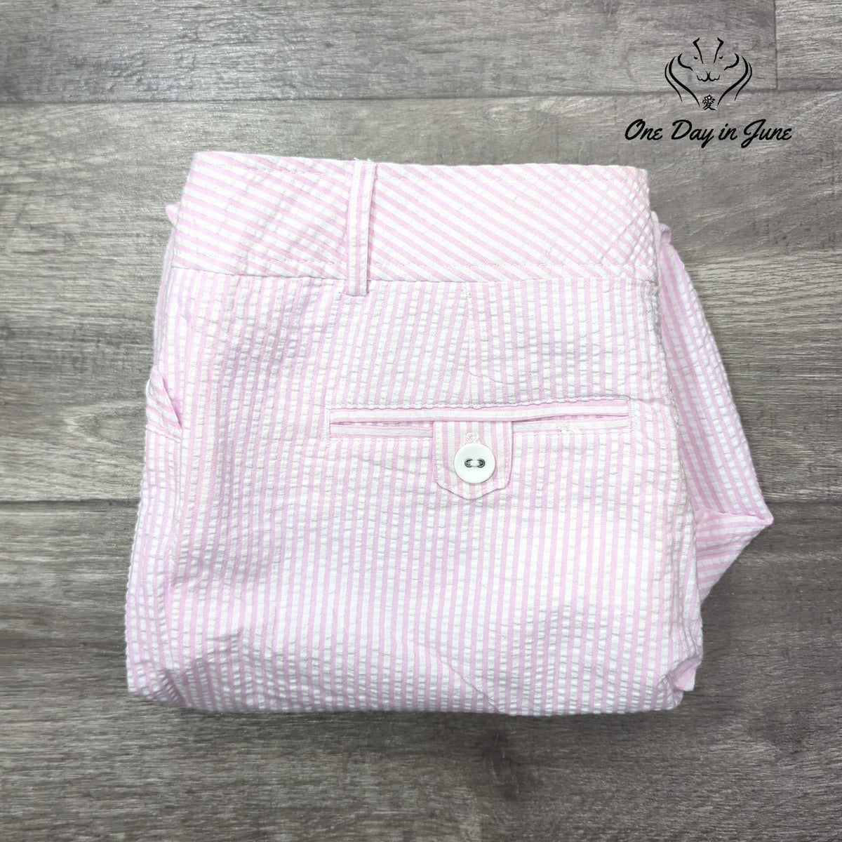 Bill Blass Jeans Cropped Capri Pants Pink White Seersucker Stripe NWT Size 8