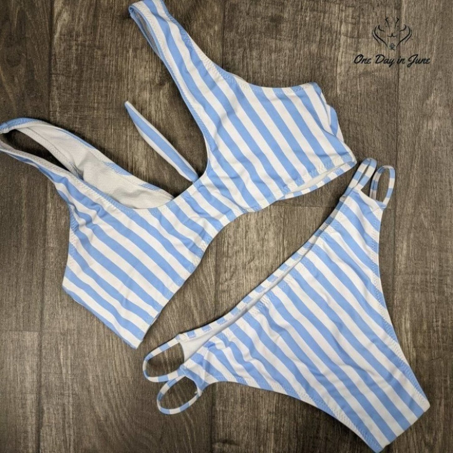Blooming Jelly Tie Knot Strappy Side Bikini Size M