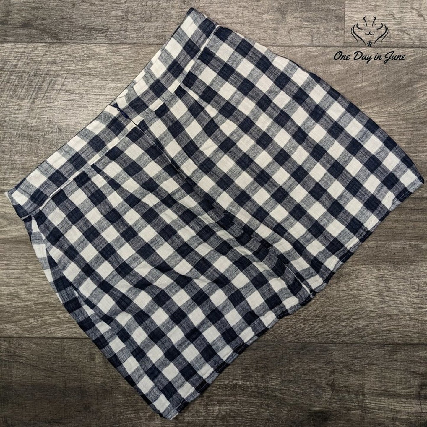 Forever 21 Light Cotton Mini Skirt Size L