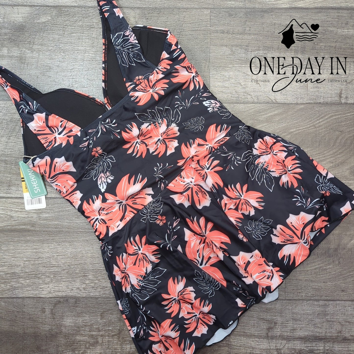 Shekini Twist Front Boyshort Swimdress One Piece Swimsuit Size L