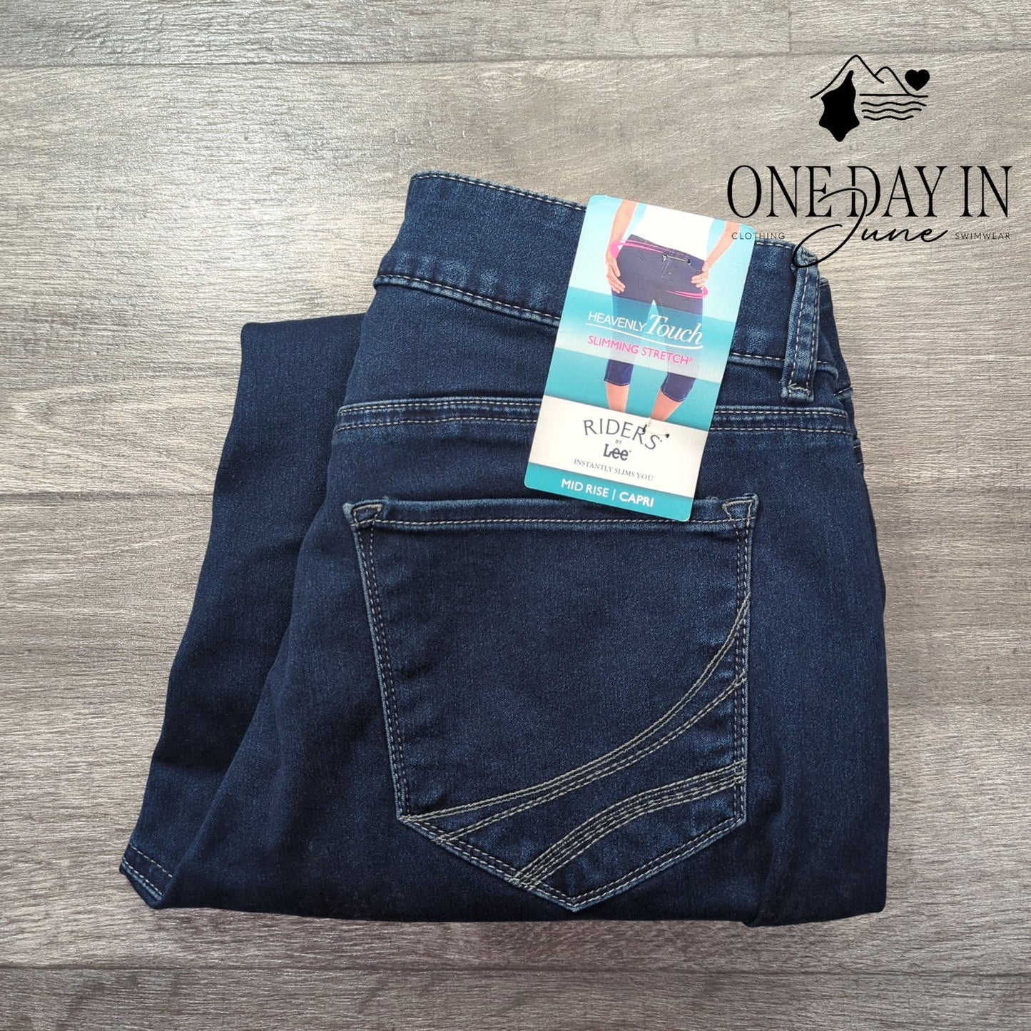 Lee Riders Mid Rise Capri Jeans Size 10