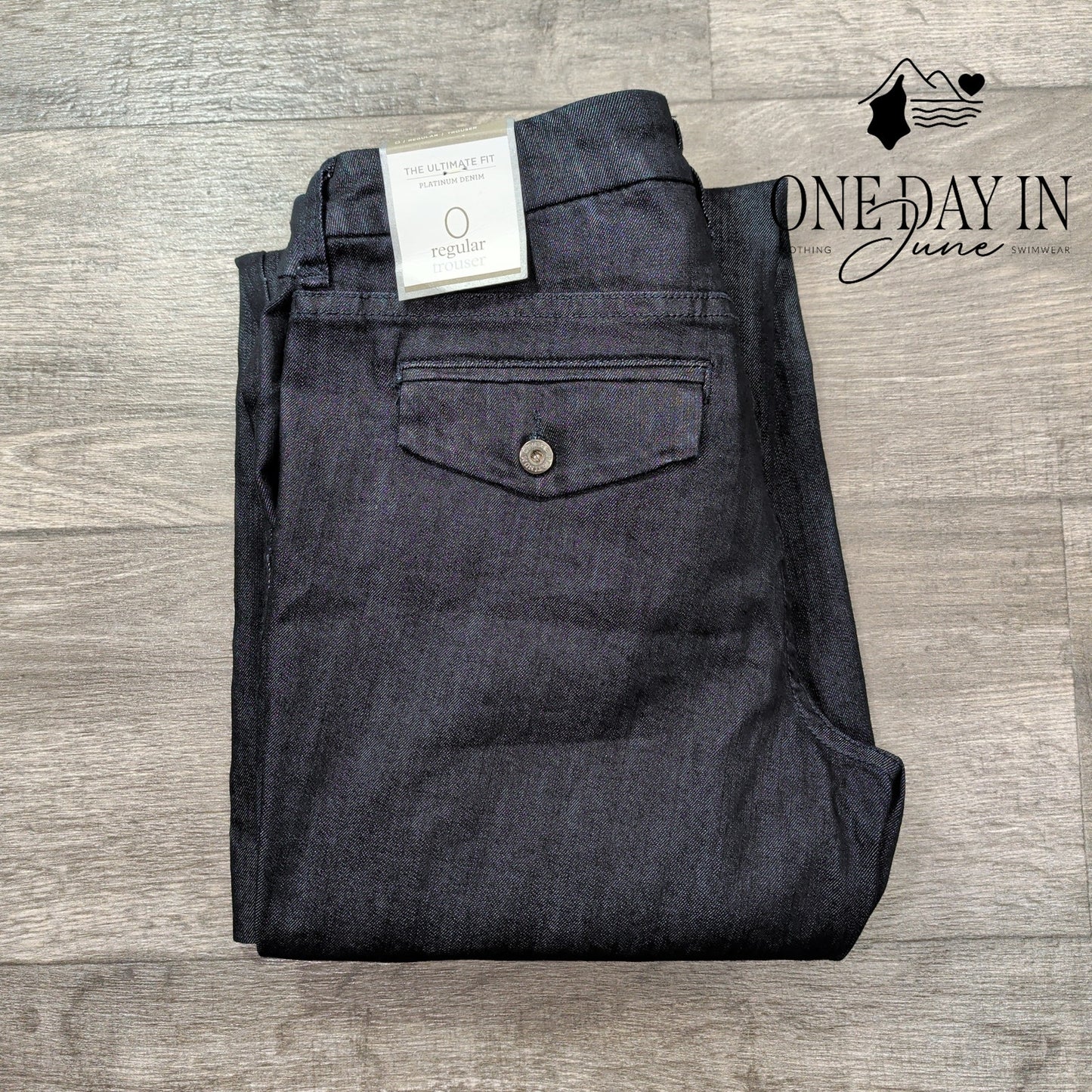 Chico's The Ultimate Fit Platinum Denim Trouser Jeans Size Chico's 0 (4)