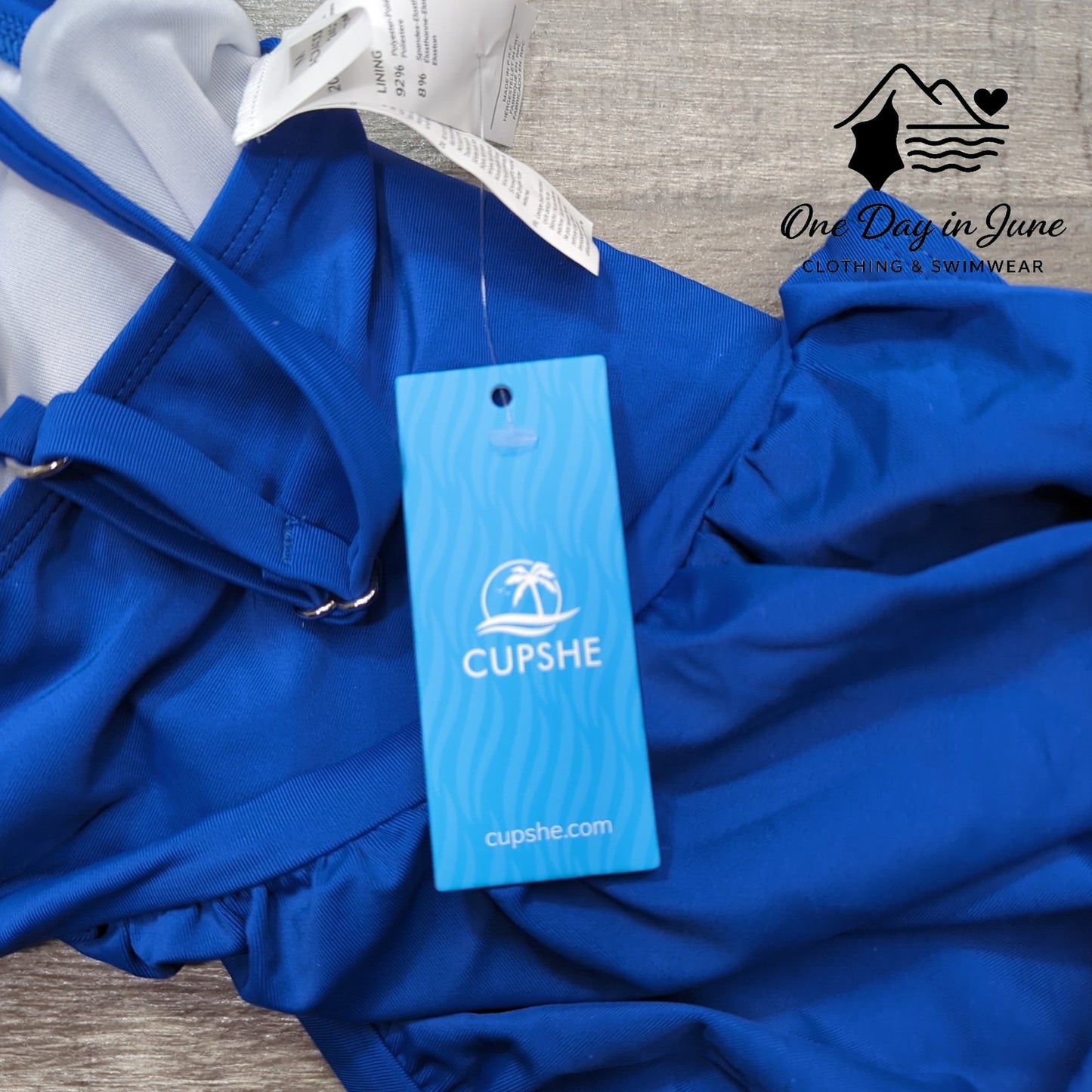 Cupshe V Neck Tummy Control One Piece Swimsuit Size M