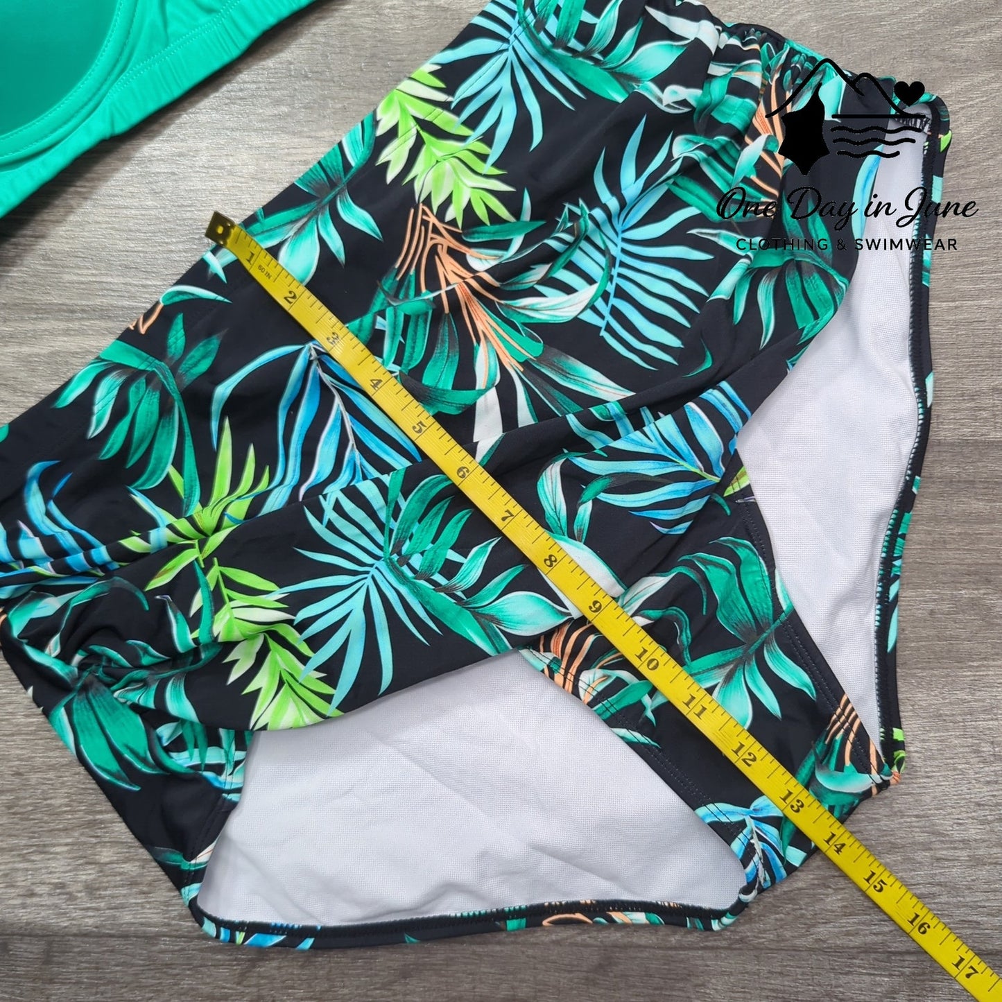 Charmleaks Plus Size Molded Cup Tummy Control Bikini Swimsuit Size XXL