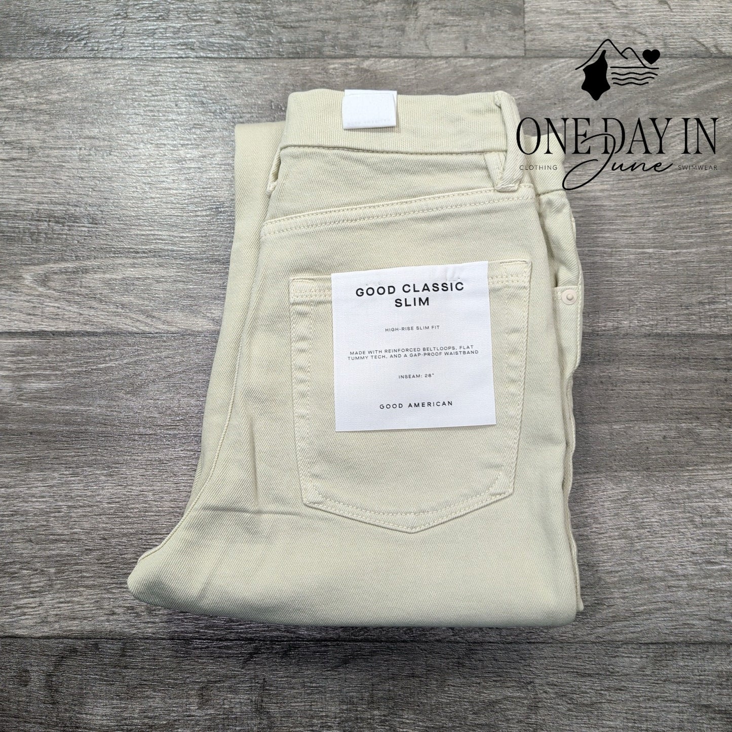 Good American Good Classic High Rise Slim Fit Jeans Size 6 (28)