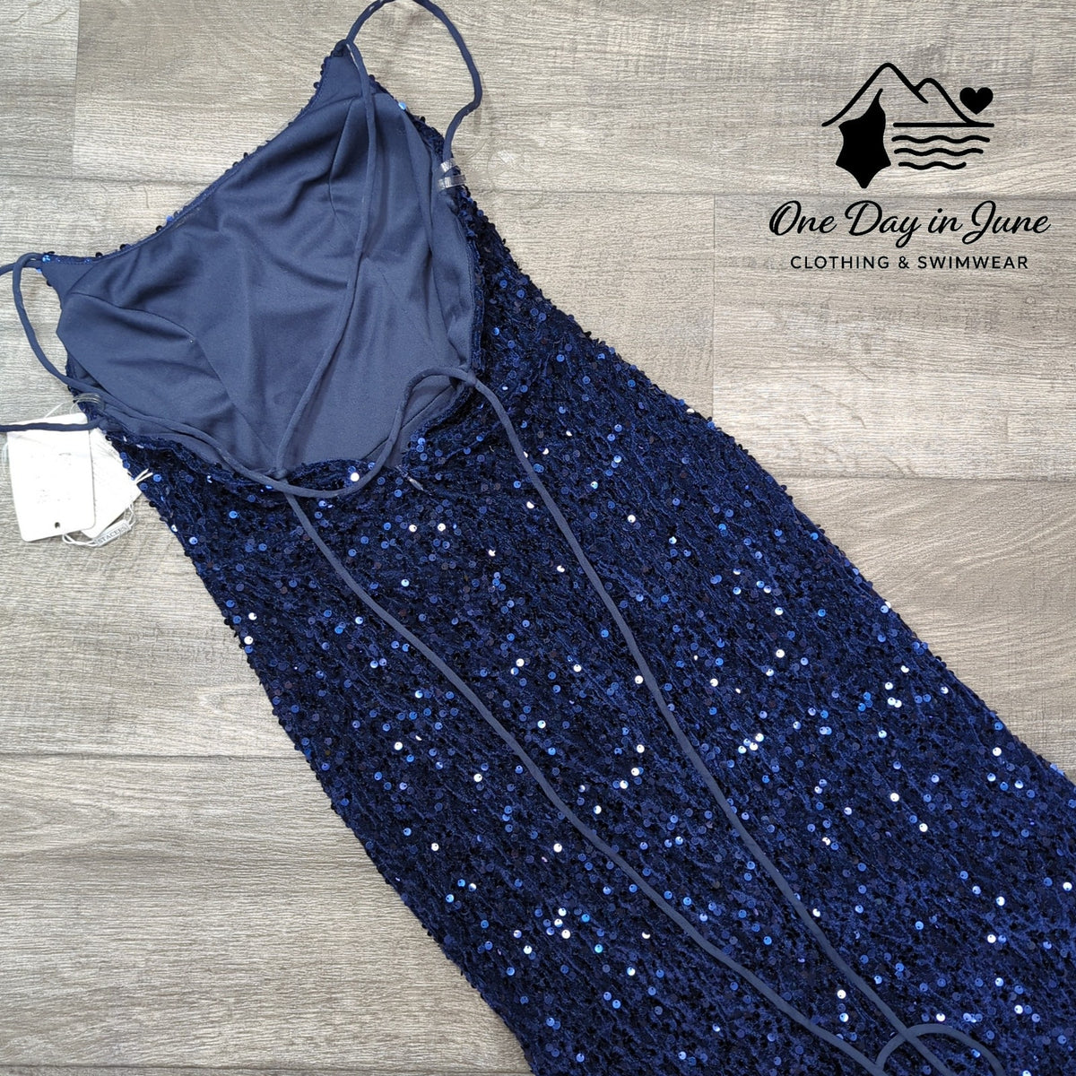 Stacees Sequin Prom Maxi Dress Dark Navy Strappy Back NWT Size 2