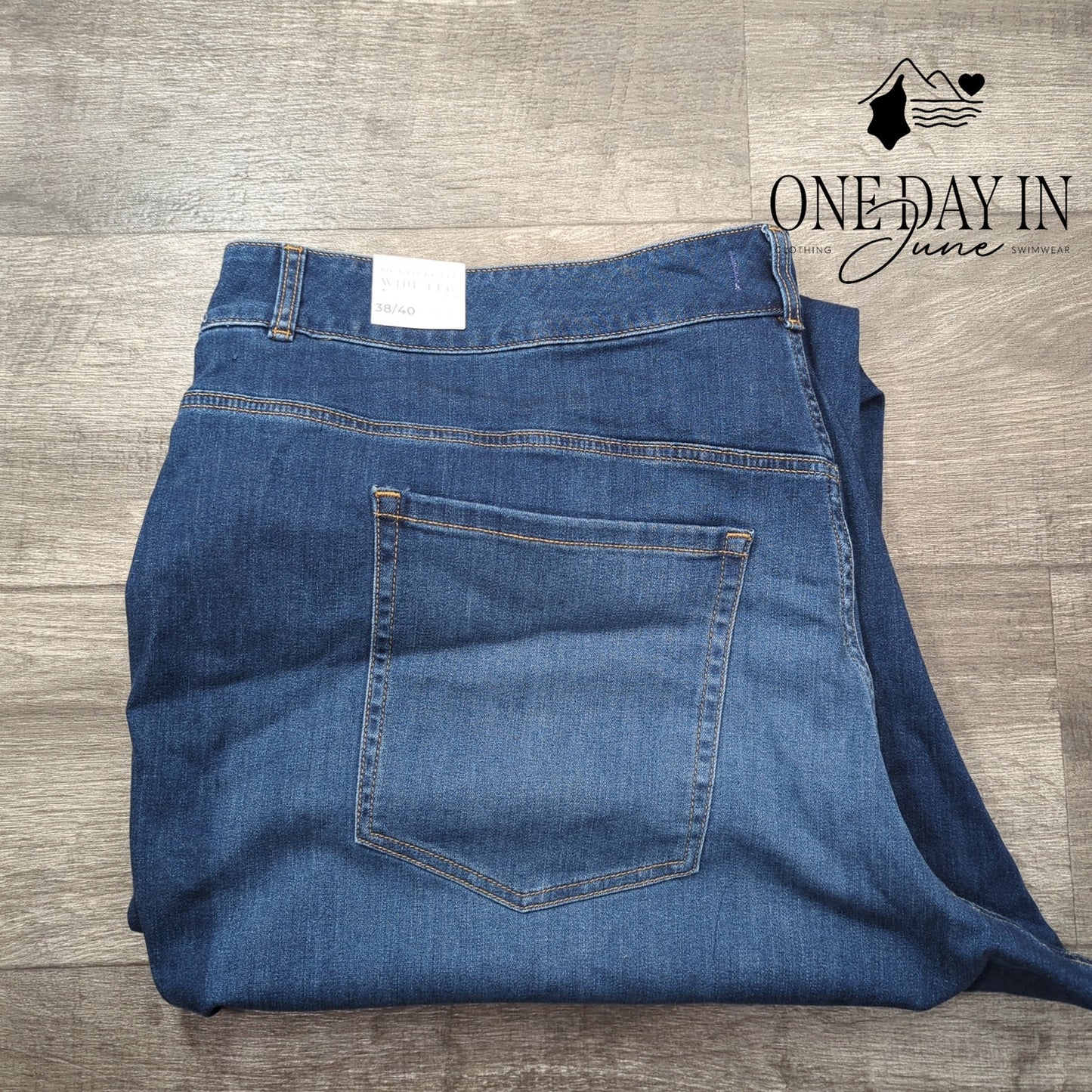 Lane Bryant Plus Size Signature Wide Leg Jeans Size 30/32