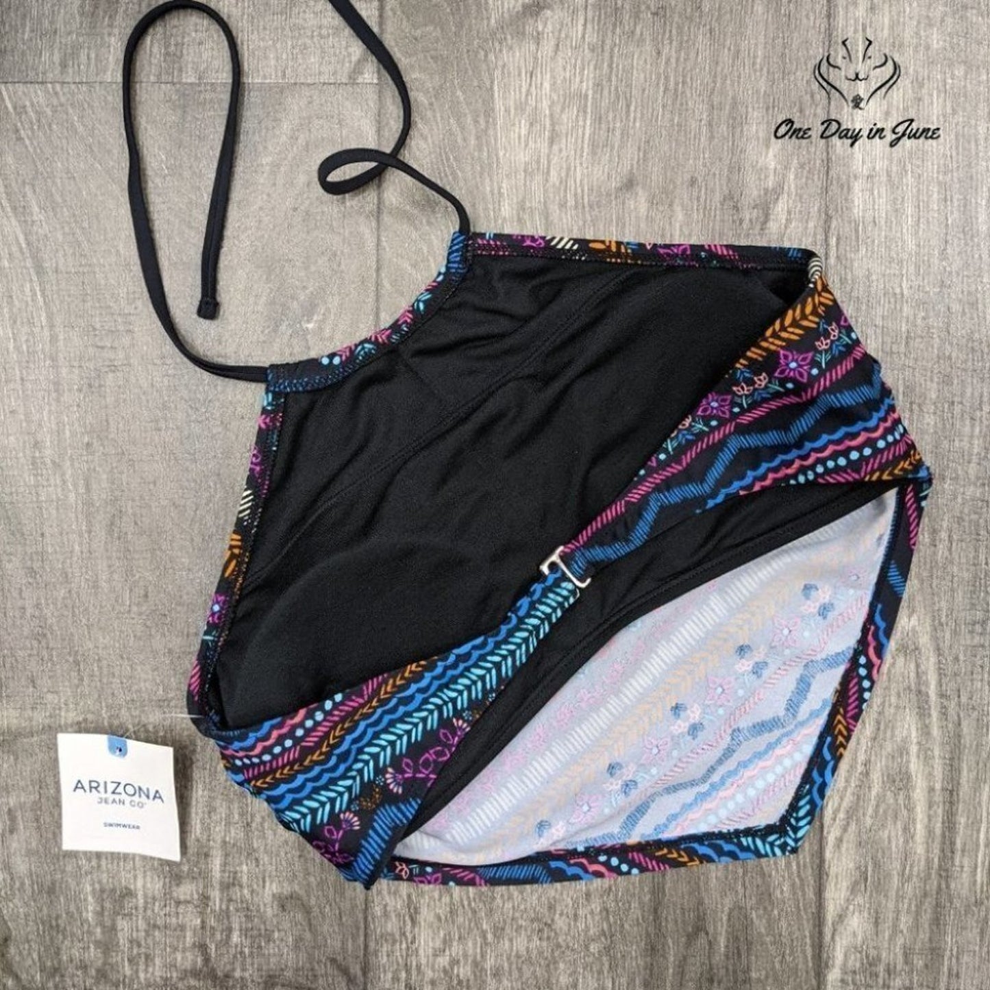 Arizona Jean Co. Juniors Halter Bikini Top Size M
