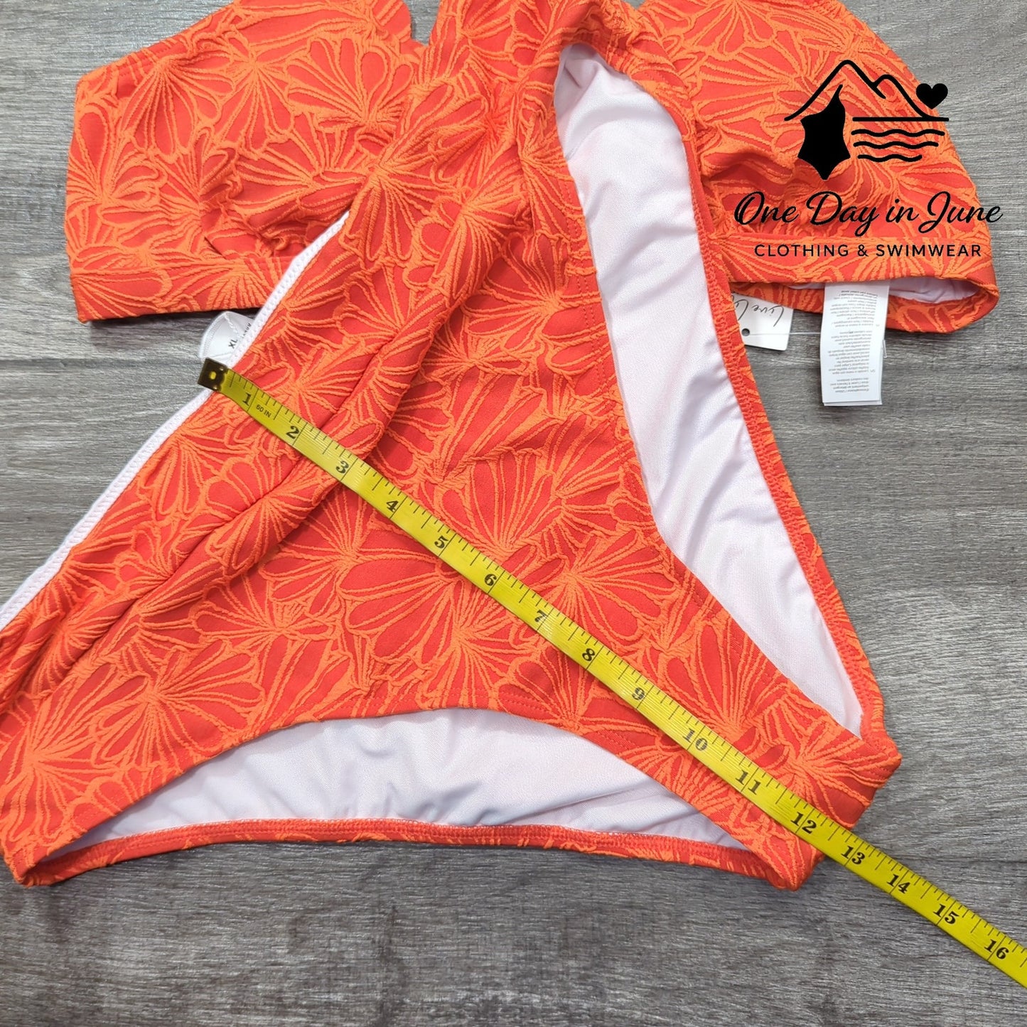 Cupshe Scallop Edge Strappy Back Bikini Swimsuit Size XL