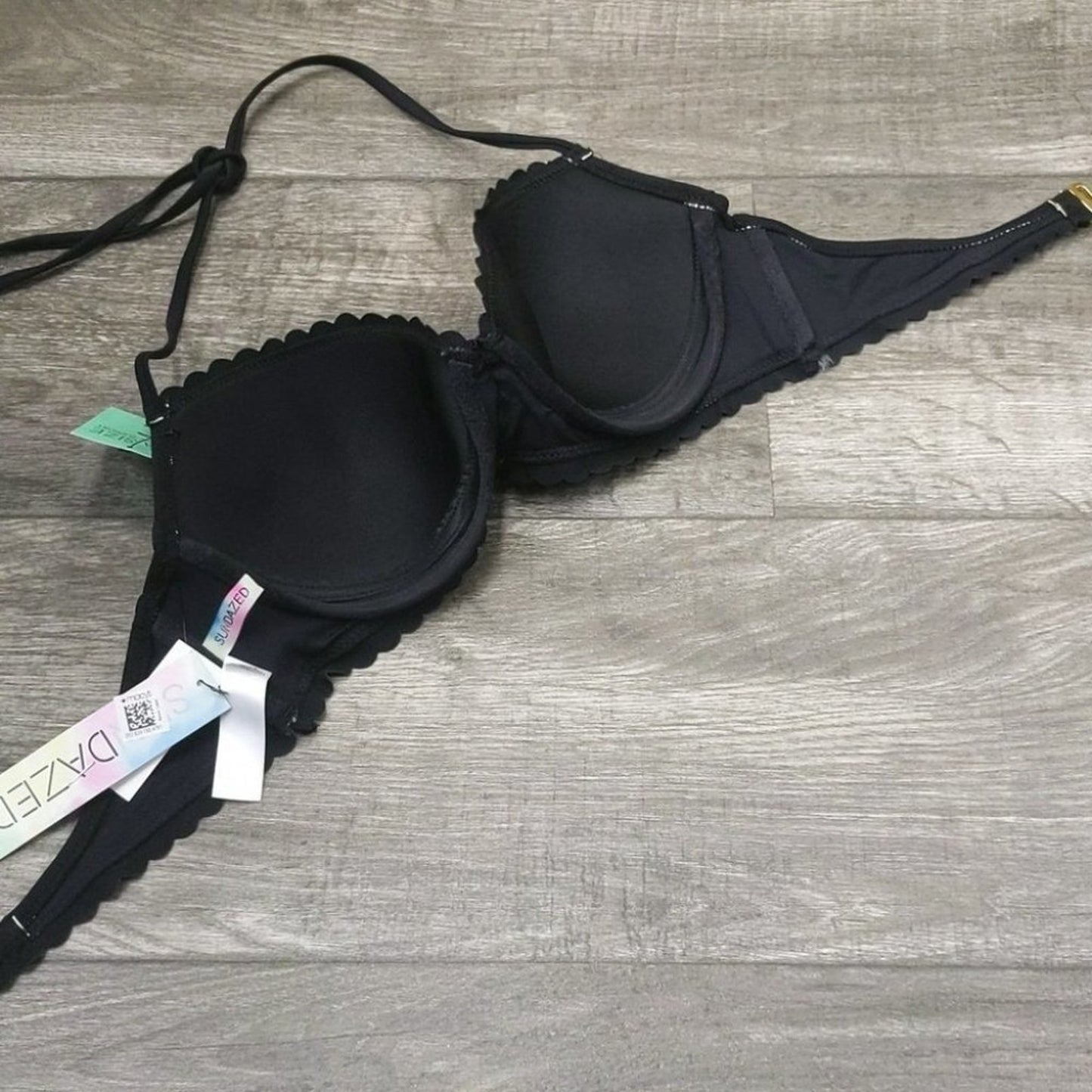SunDazed Halter Scalloped Bikini Top Size 34C