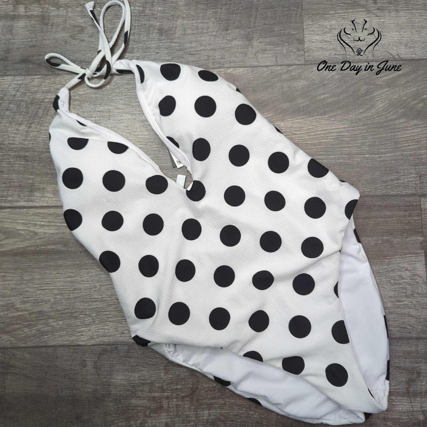Bar III This And Dot One Piece Swimsuit Size XL