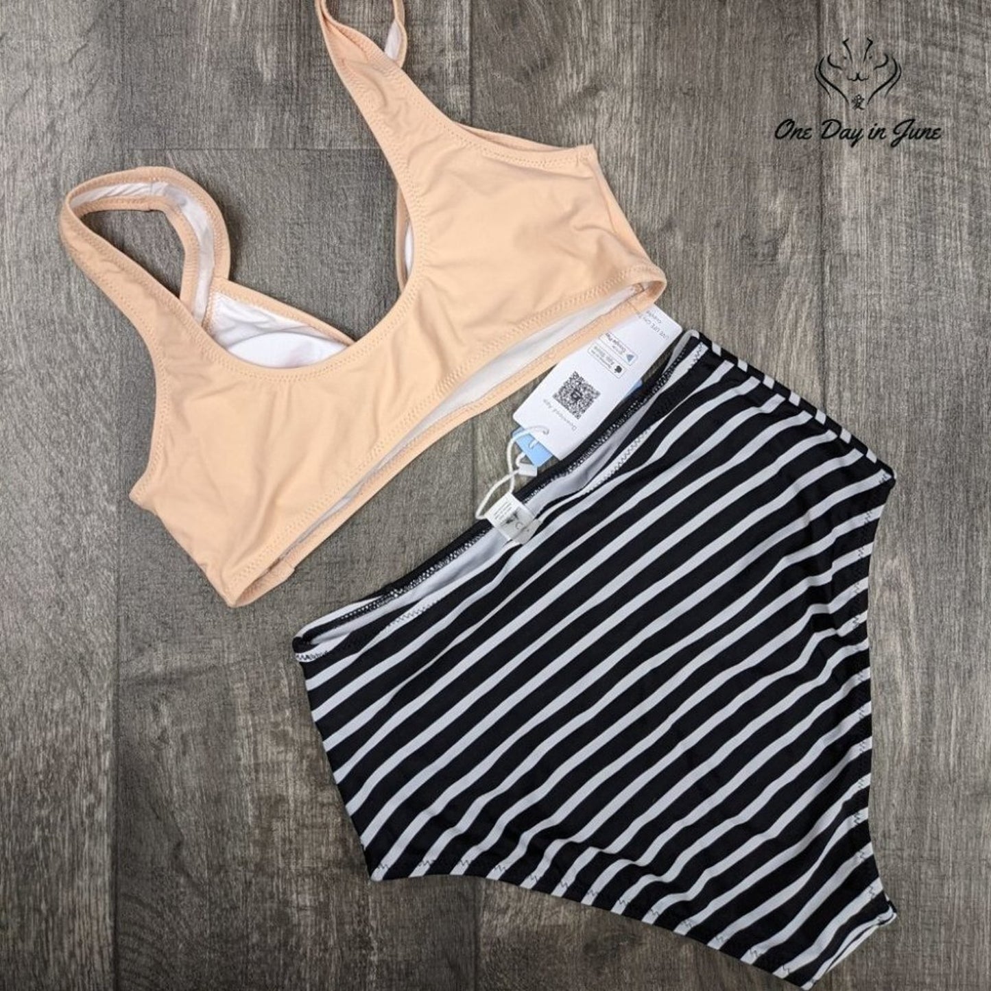 Cupshe Strip Sport Top Bikini Size S