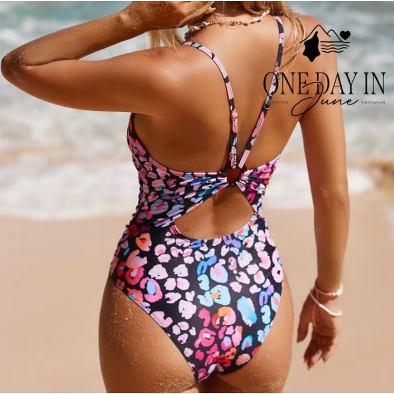 Cupshe Ring Back Tummy Control One Piece Swimsuit Size M