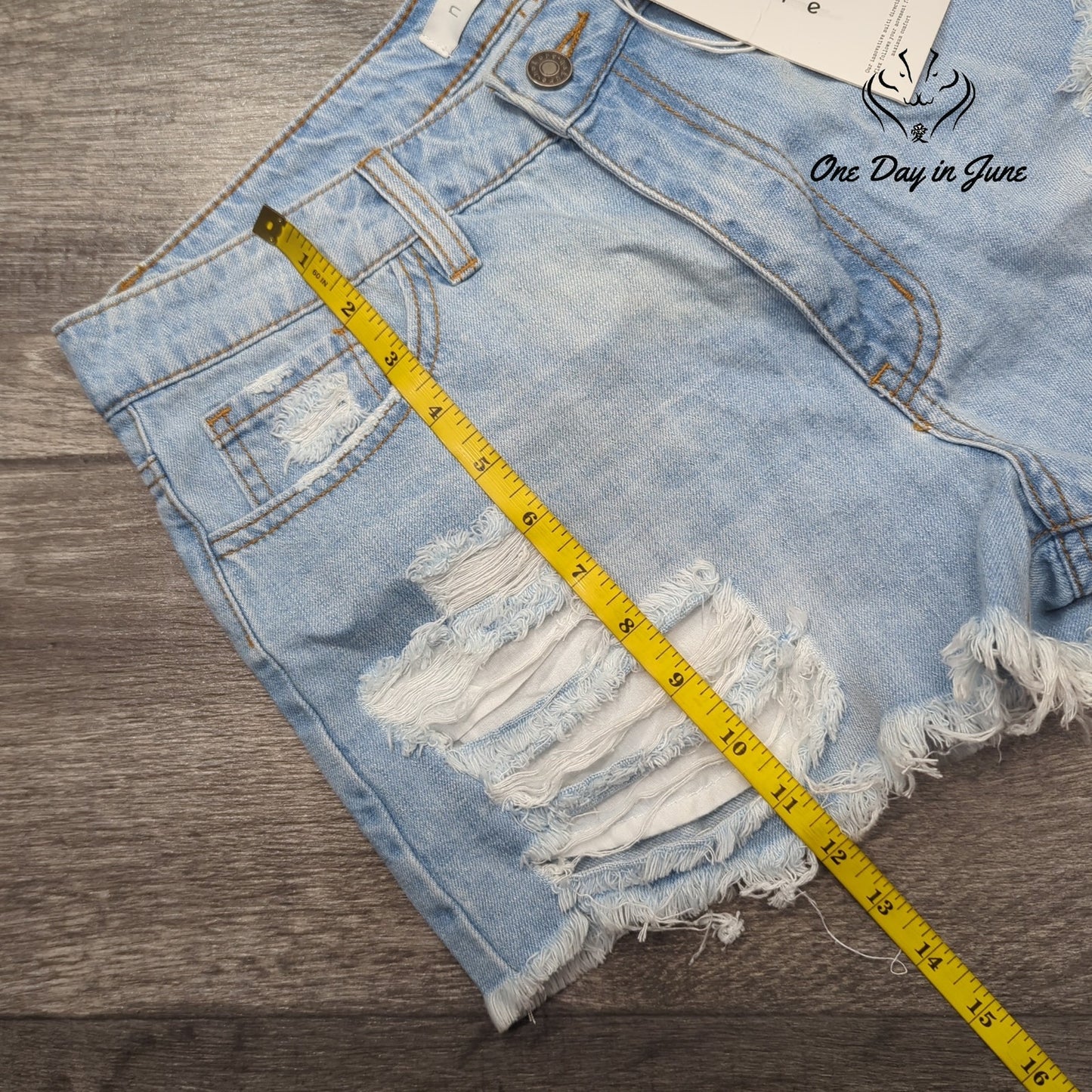 Nature High Rise Denim Shorts Size L