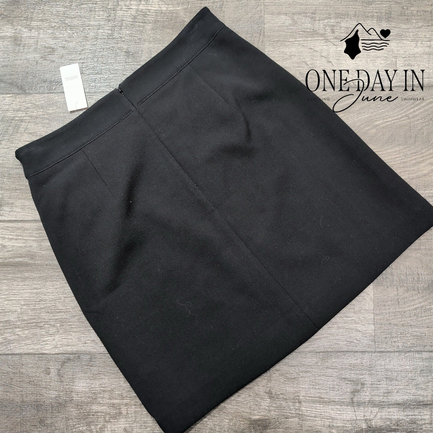 Loft 2 Pocket Mini Skirt Size 4