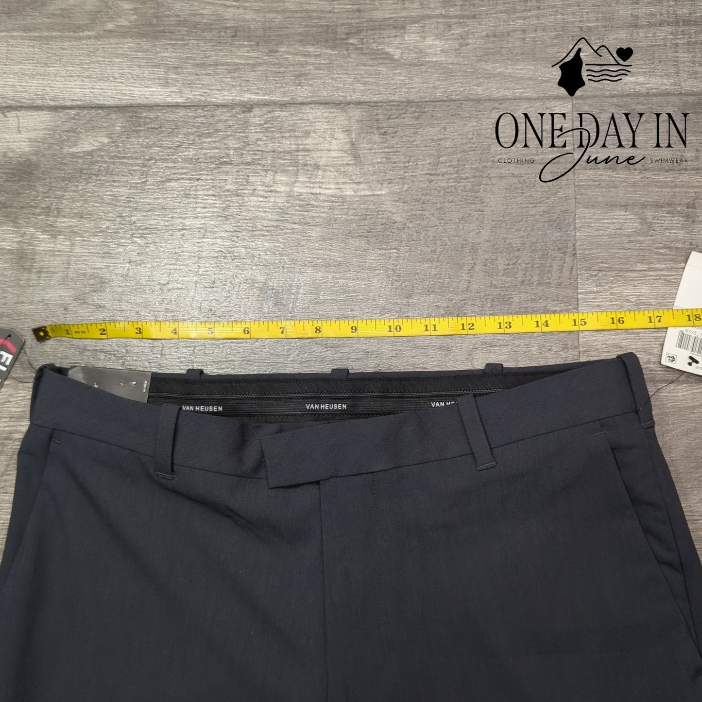 Van Heusen Flex Straight Fit Dress Pants Size 32X32