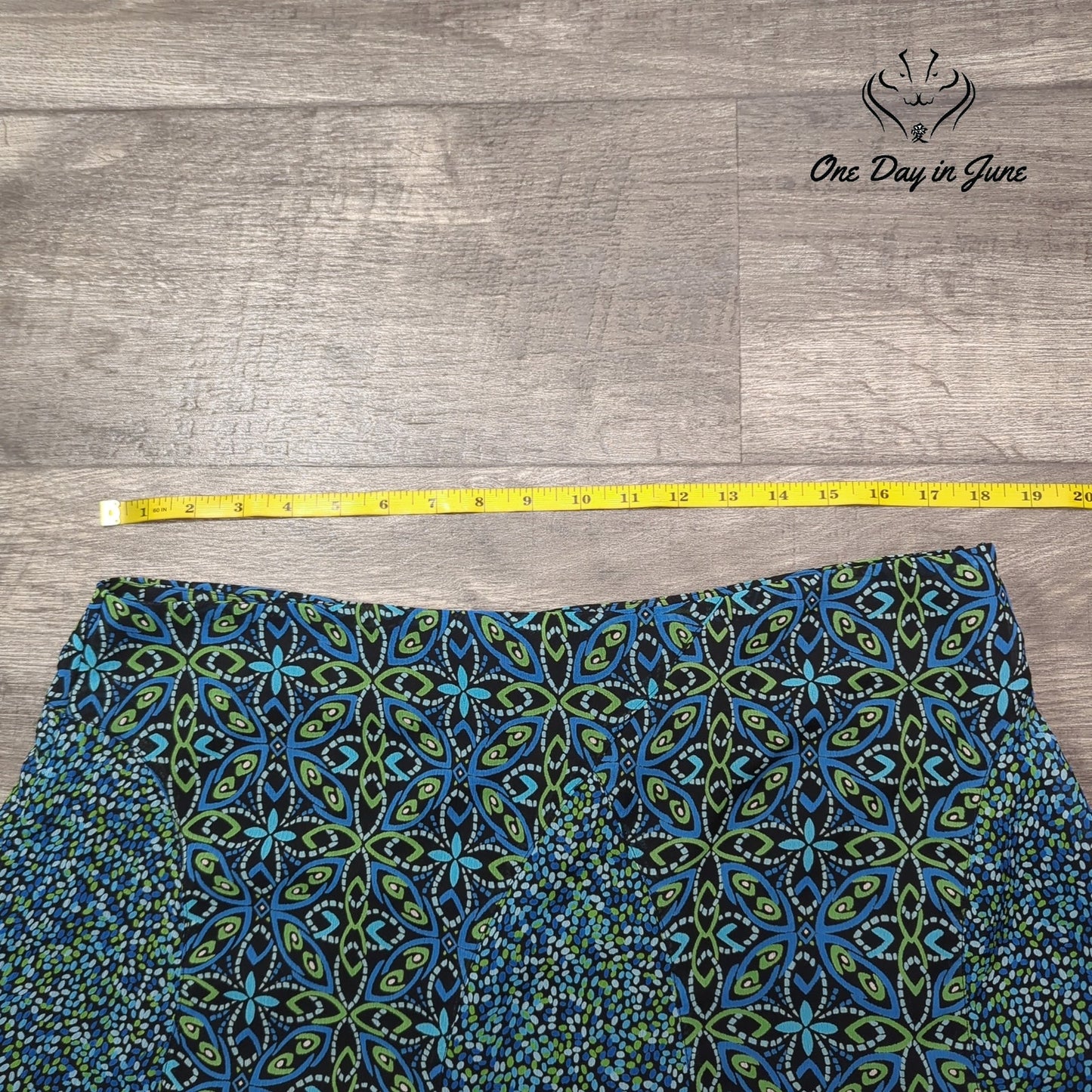 Nouveaux Mosaic Layered Skirt Size 16