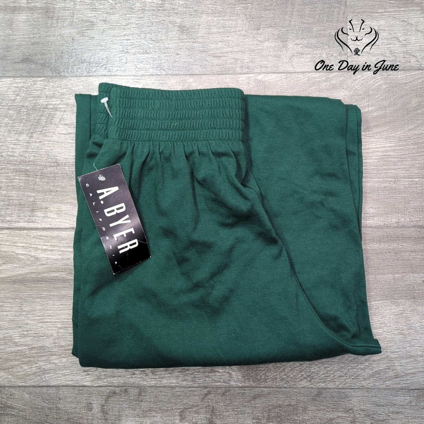 A. Byer High Waist Casual Pants Size M