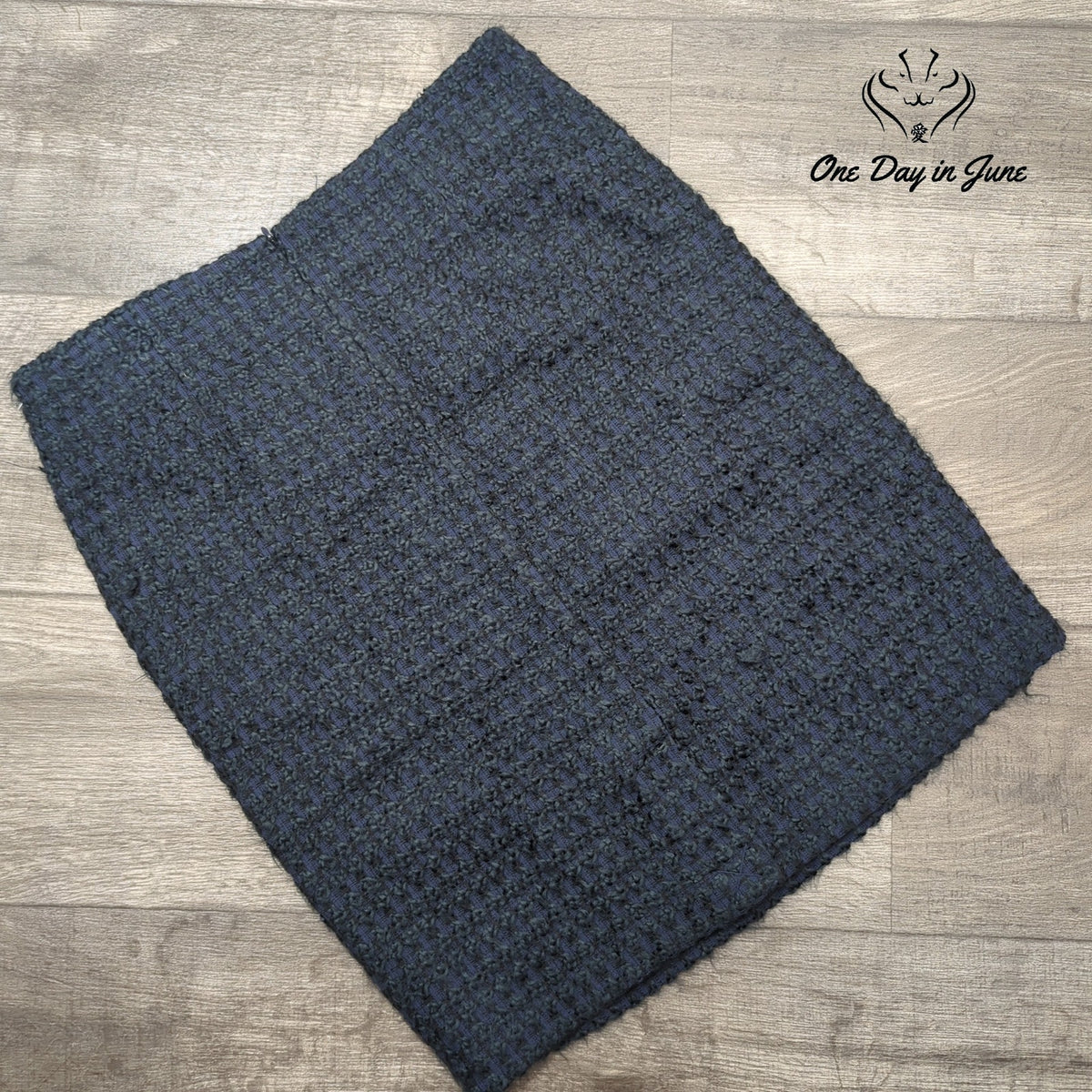 Amanda + Chelsea Boucle Tweed Pencil Knee Length Skirt Navy Blue Size M