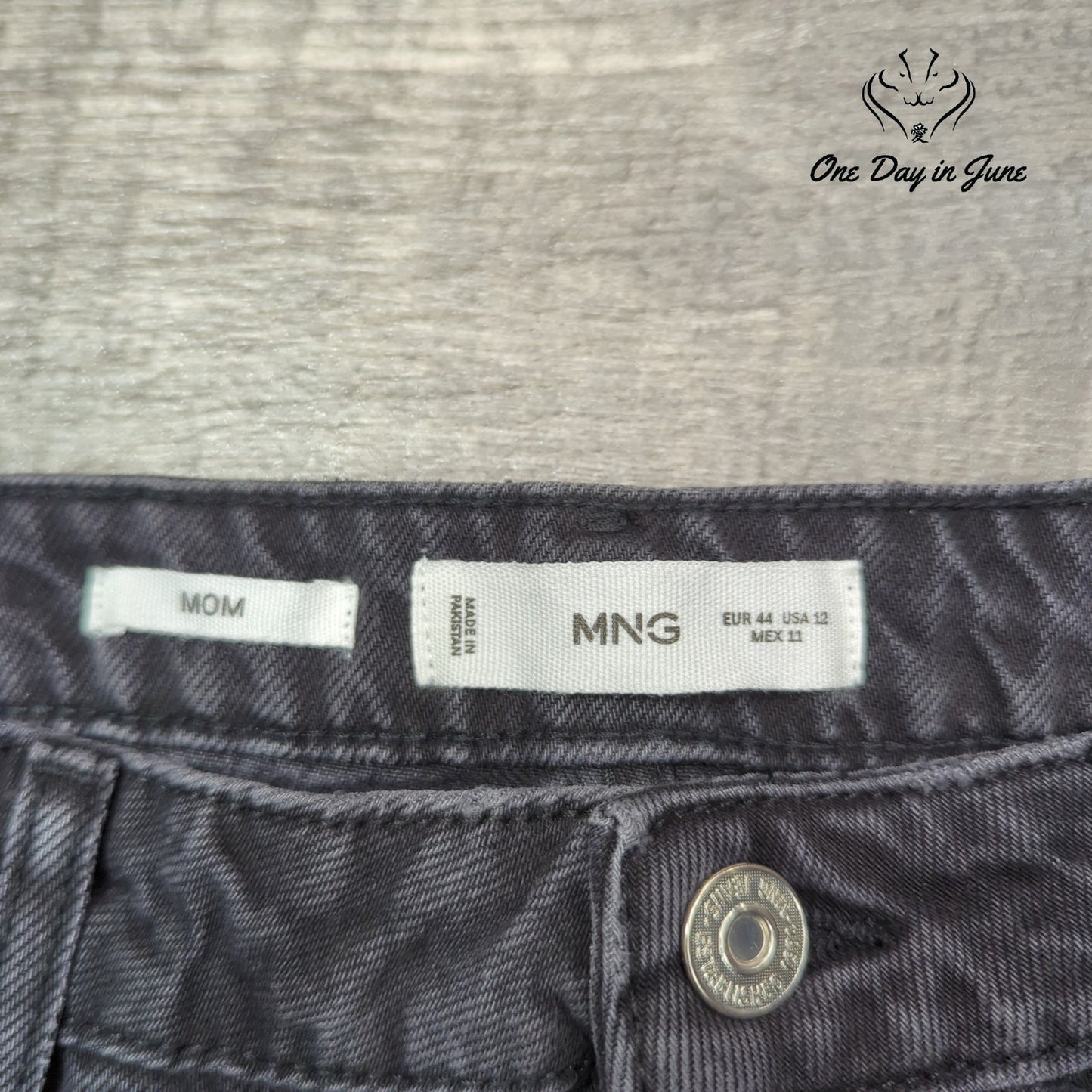 MNG Mom Jeans Size 12