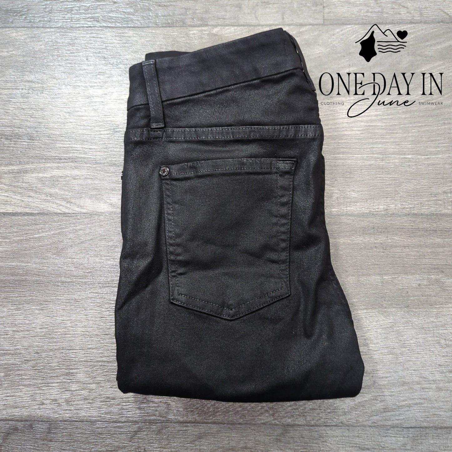 7 For All Mankind Distressed Skinny Jeans Size 4 (27)