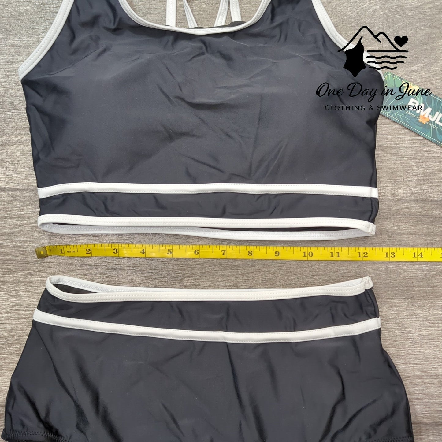 Blooming Jelly Strappy Back Crop Bikini Swimsuit Size S