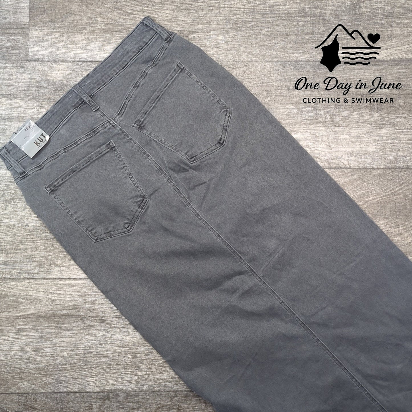Kut from the Kloth Kendra Denim Maxi Skirt Size 6