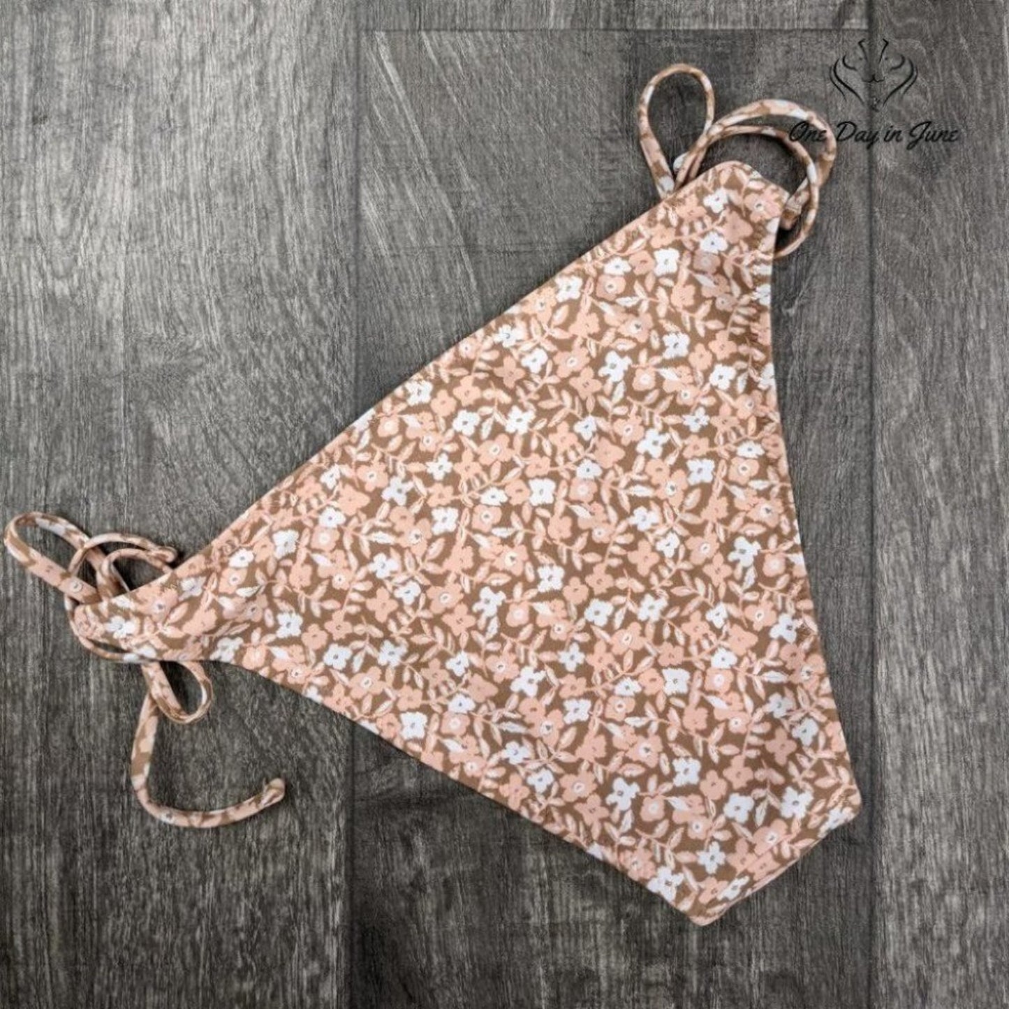 American Eagle Outfitters Aerie Cheeky Bikini Bottom Size M