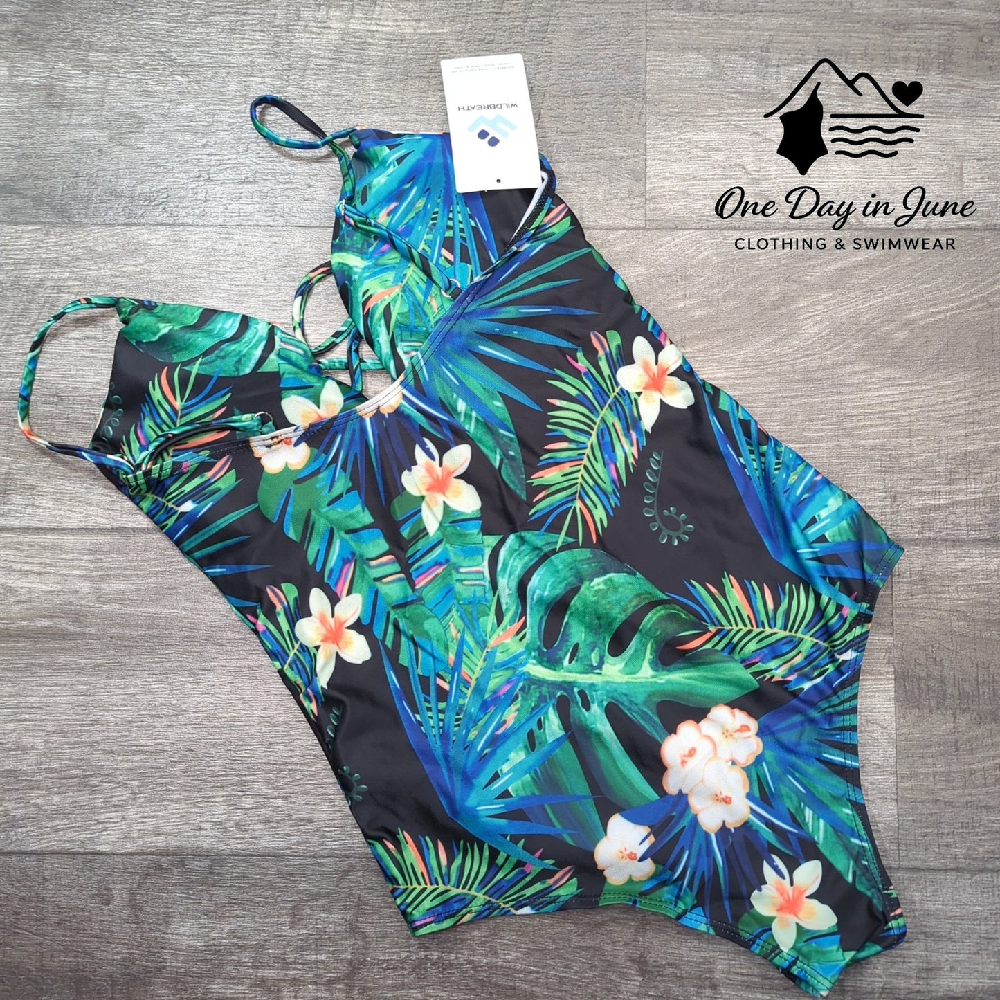 Wildbreath V Neck One Piece Swimsuit Size L