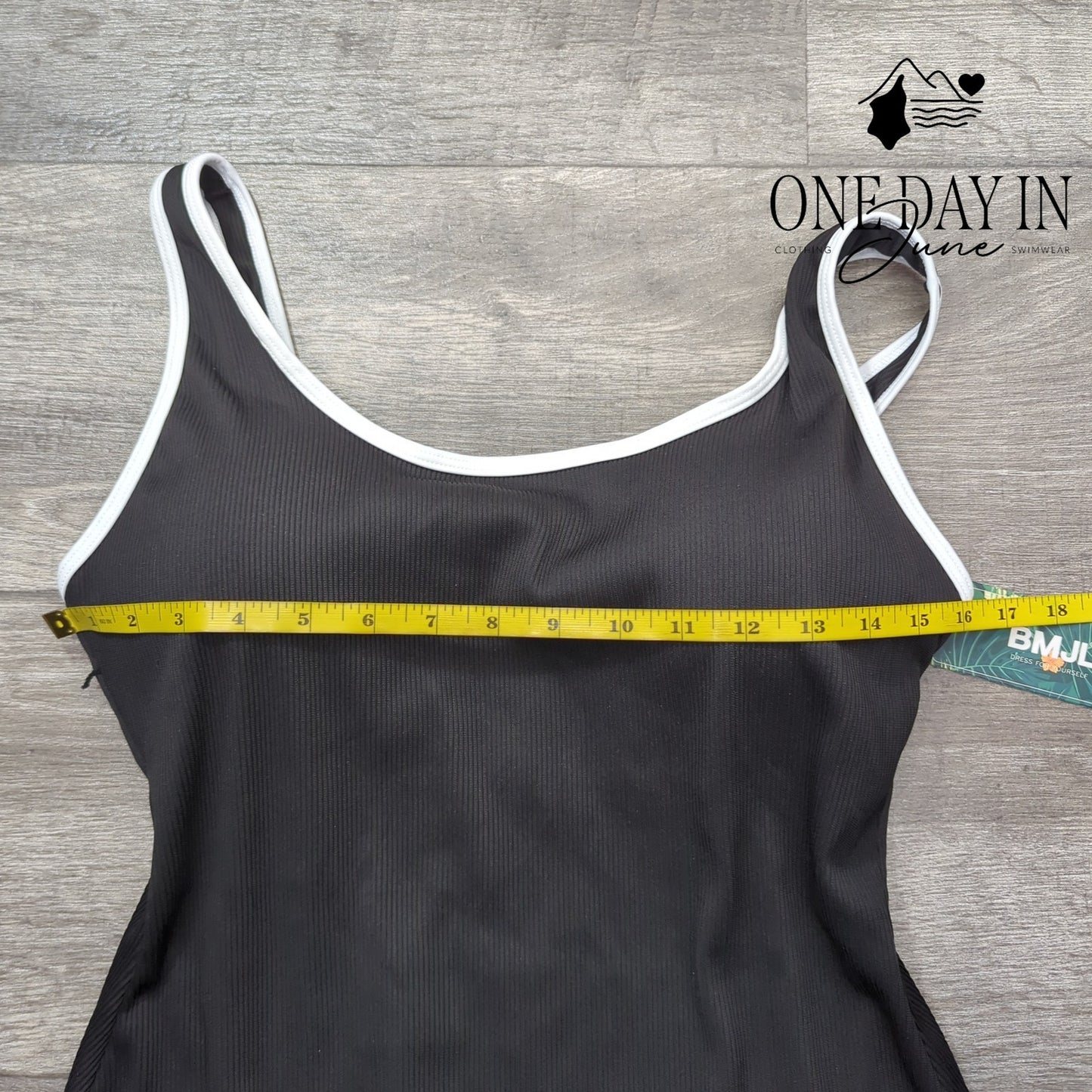 Blooming Jelly Ribbed One Piece Swimsuit Size XL