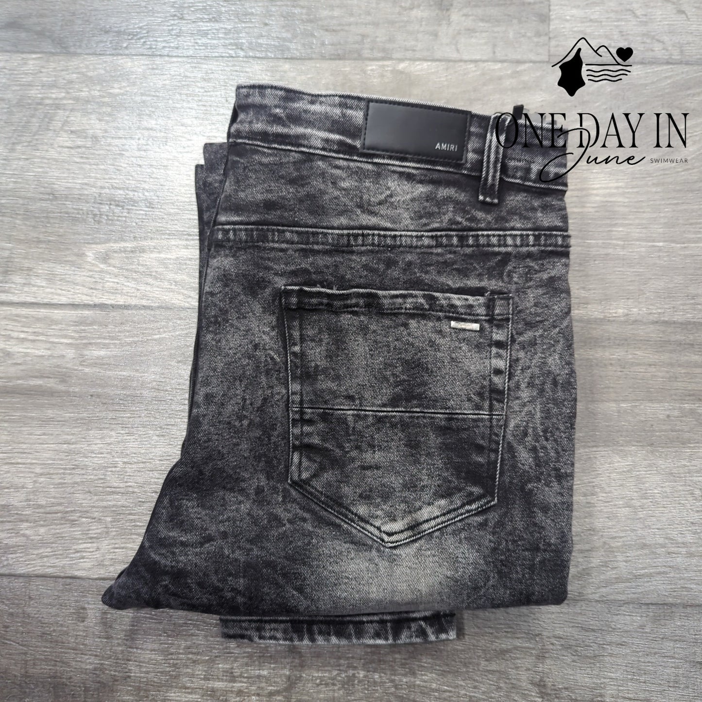 Amiri Distressed Jeans Size 36X30